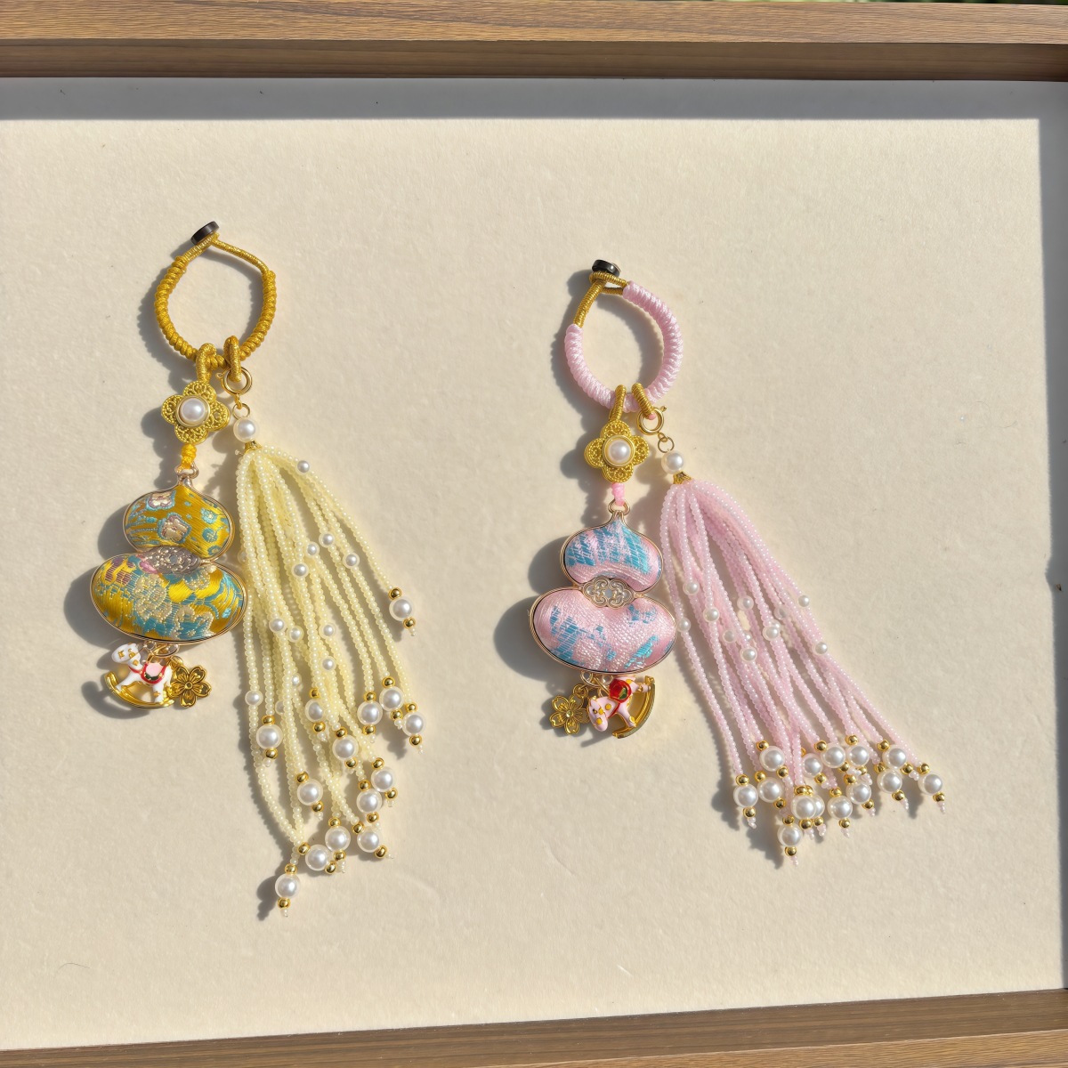 Chinese style embroidery gourd pendant decoration