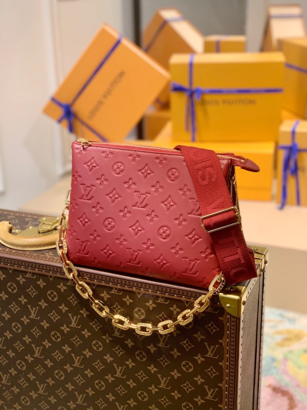 Louis Vuitton Shoulder Bag – LVSH1102