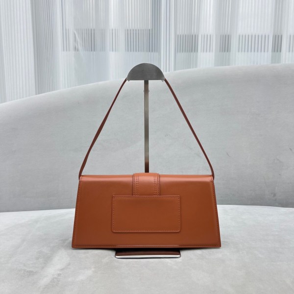 Jacquemus Medium Bag – JACQ1027