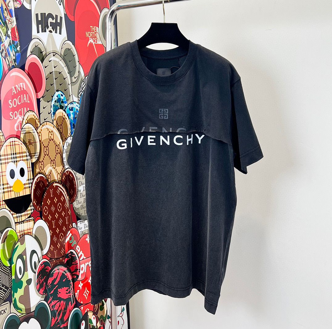 Givenchy T-Shirt – TSHP2015