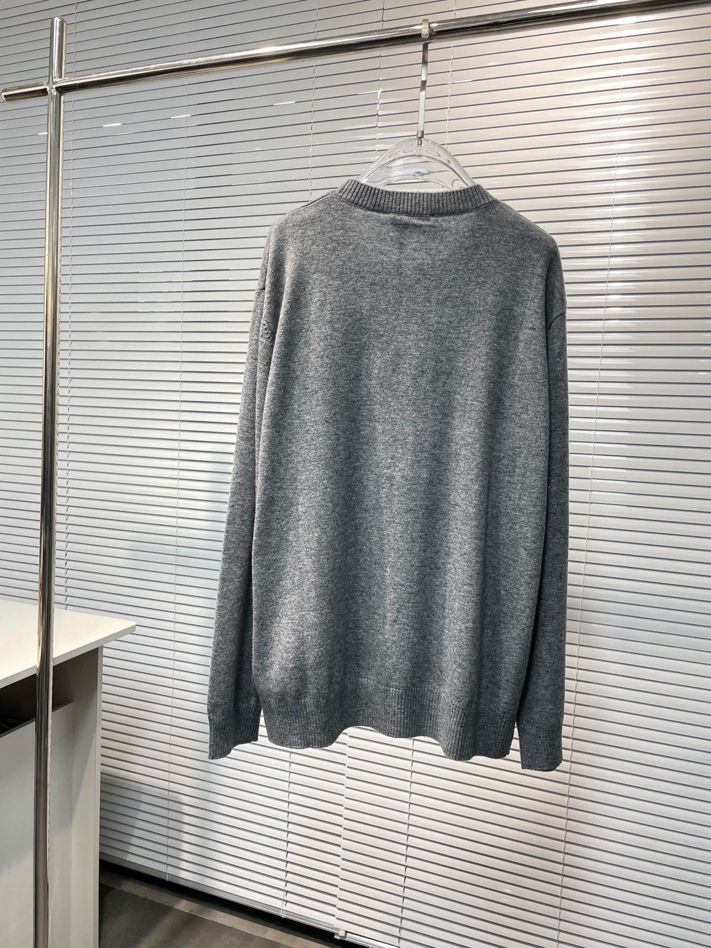 Prada Sweater – SWHO1985