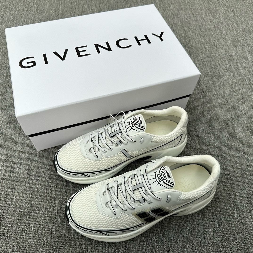 Givenchy Sneaker – GVCY1043