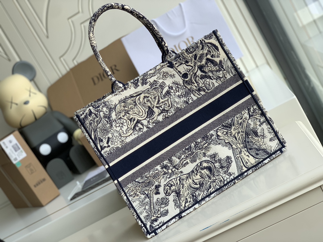 Dior Large Bag – CDBG1068