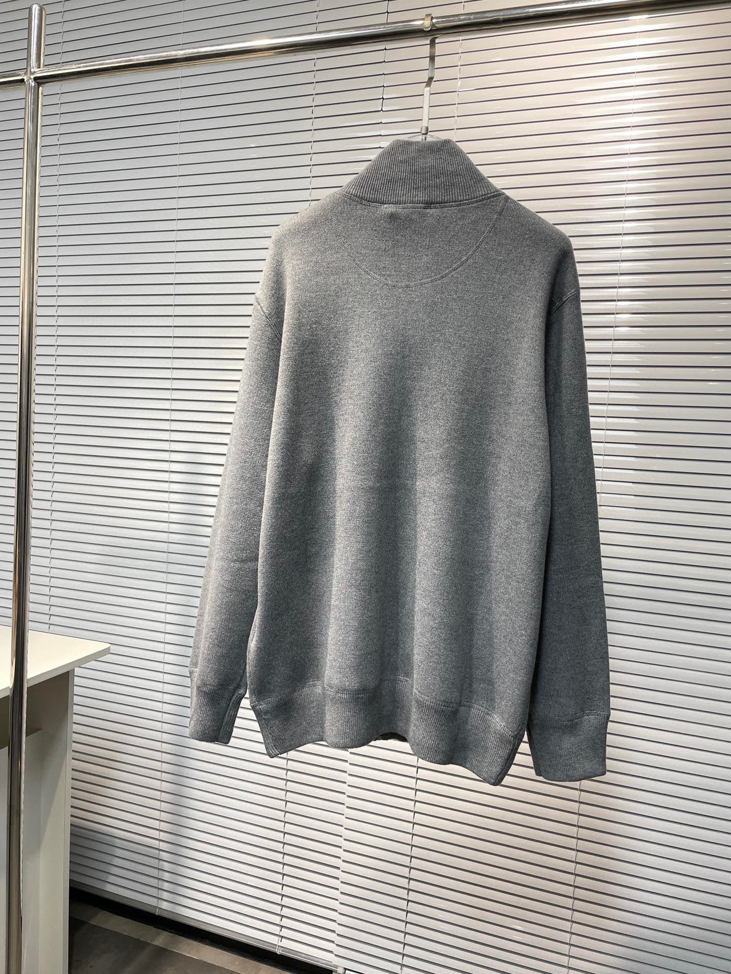 Prada Zip Sweater – SWHO1915