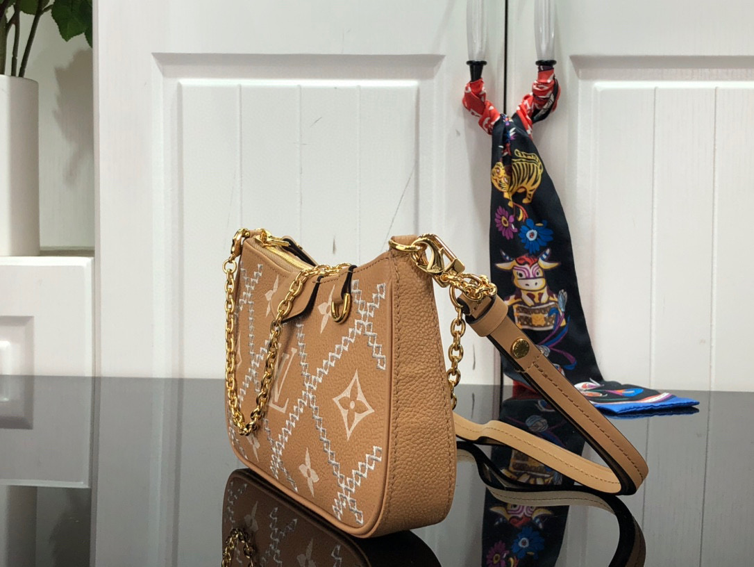 Louis Vuitton Backpacks – LVPC1001