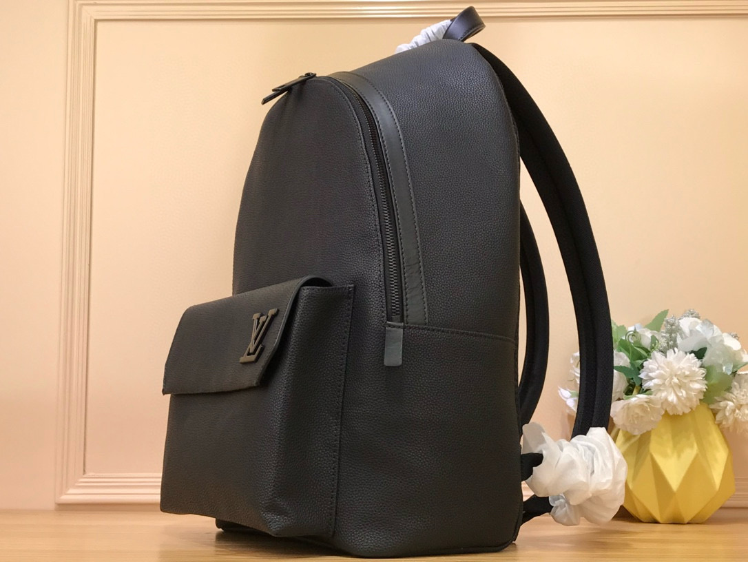 Louis Vuitton Backpack – BBCP1045