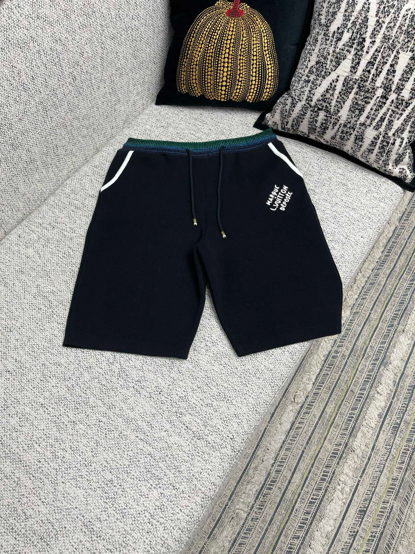 Louis Vuitton Short – SHRT1293