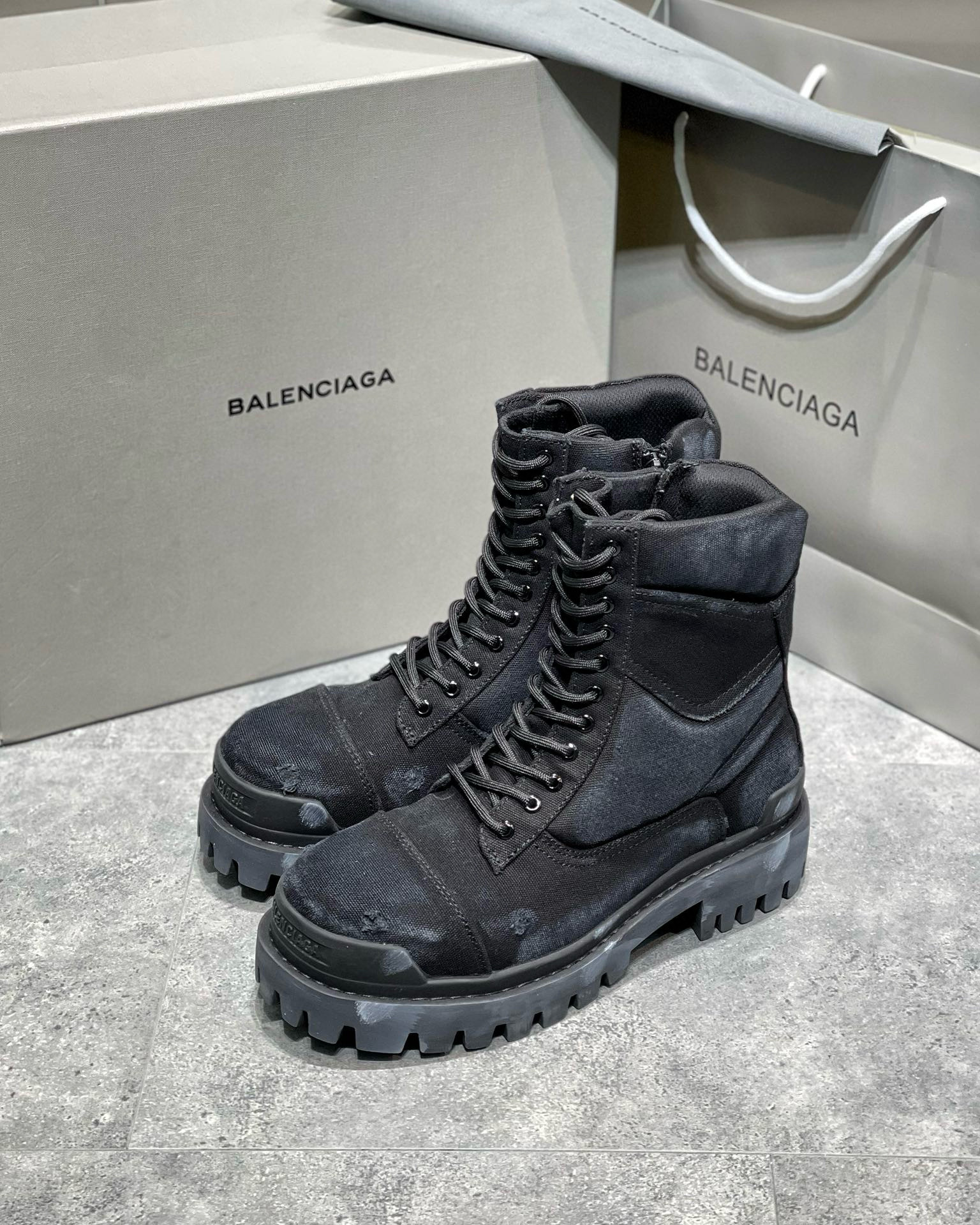 Balenciaga Boat – BLNC1192
