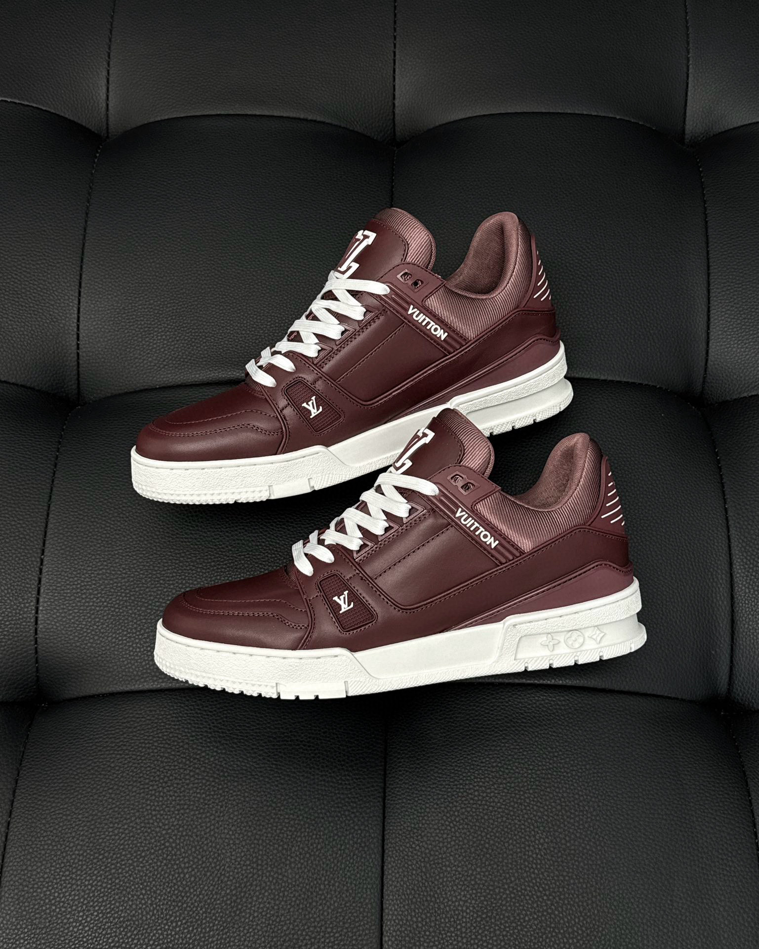 Louis Vuitton Sneaker – LSVT1392
