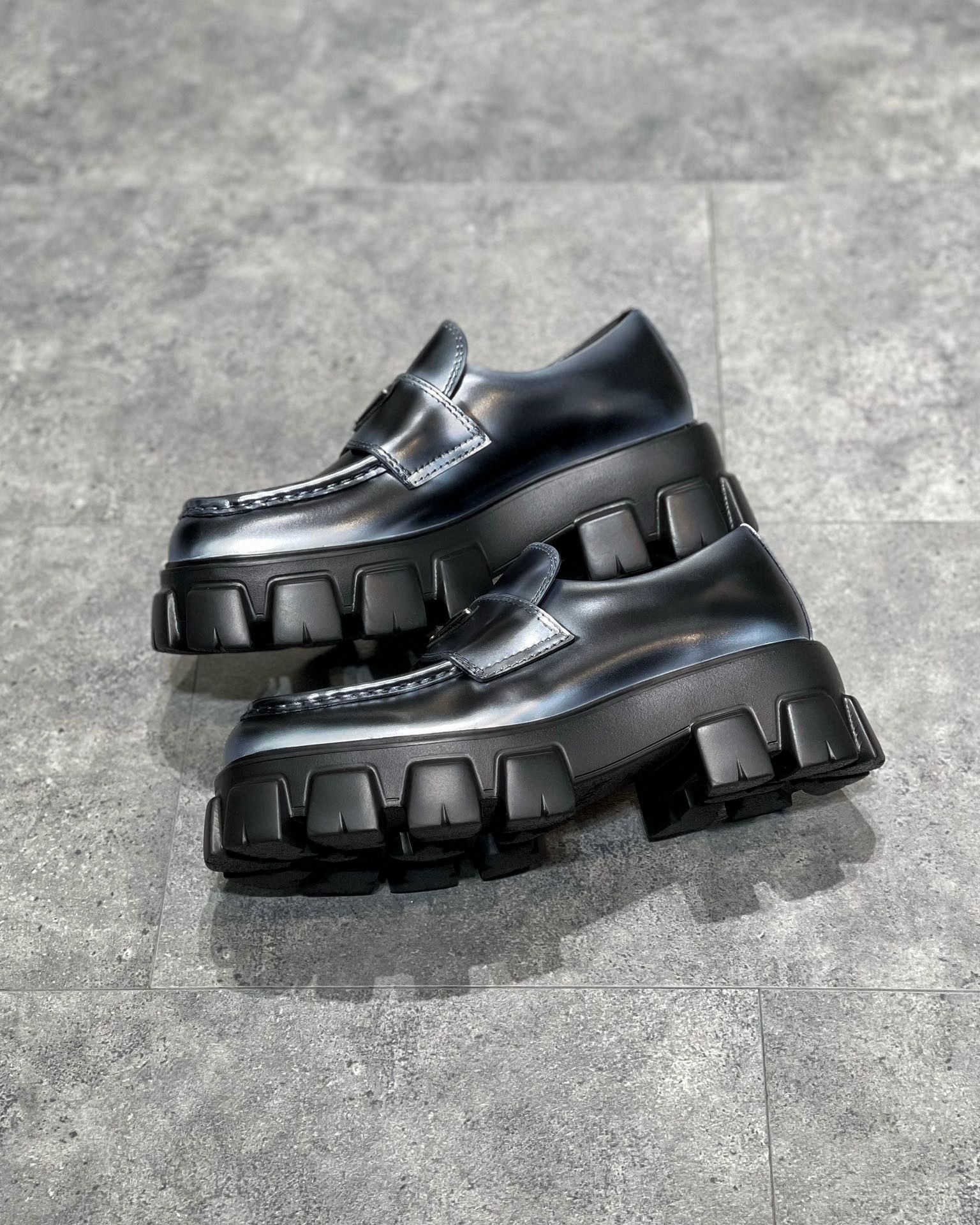 Prada Sneaker – PRDA1101