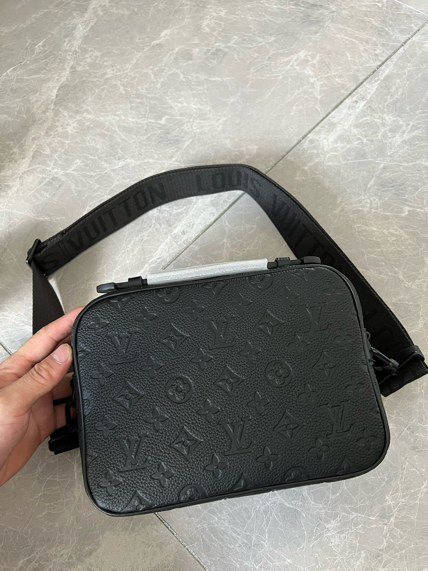 Louis Vuitton Bag – BBMC1033