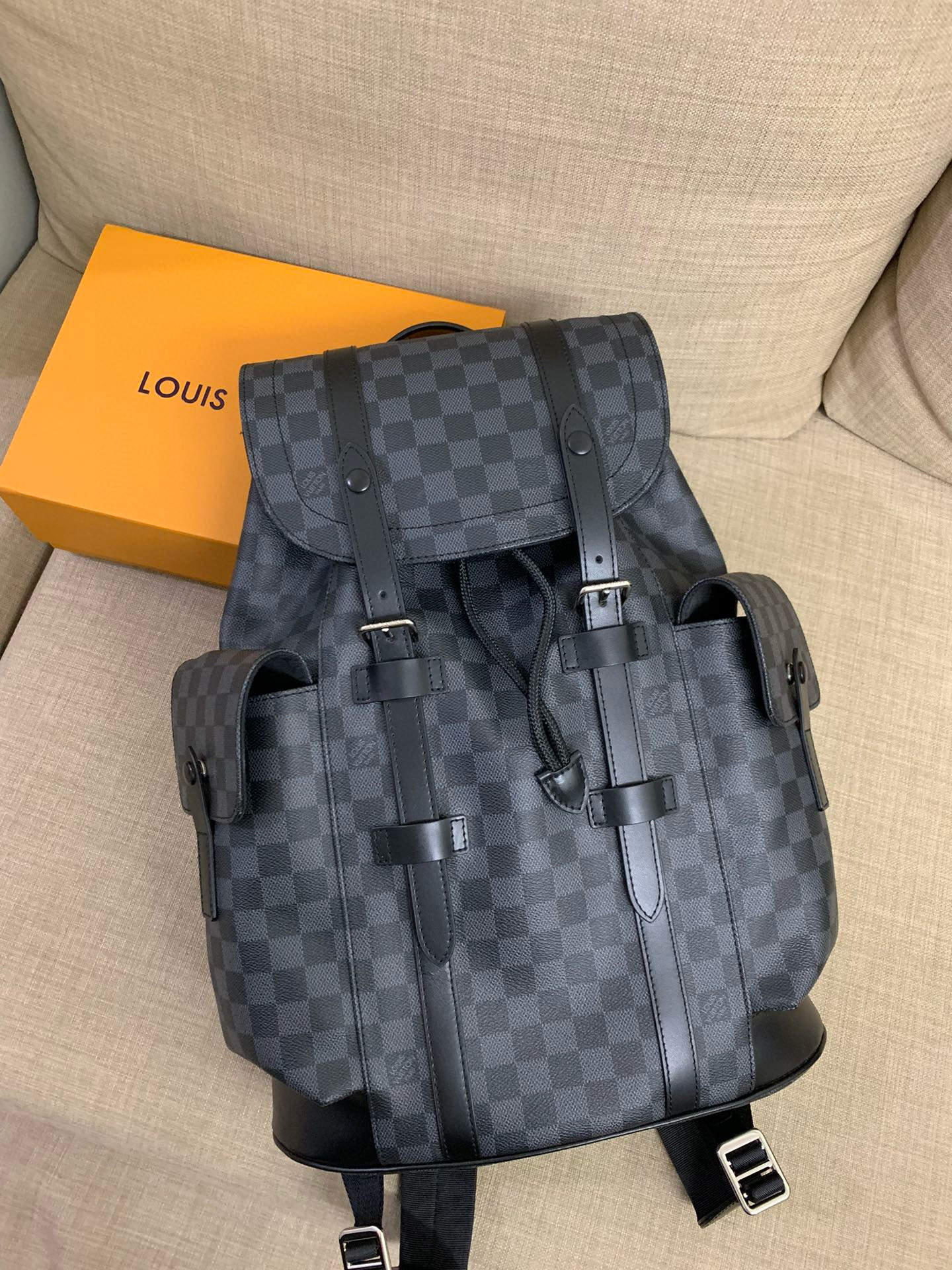 Louis Vuitton Backpack – BBCP1004