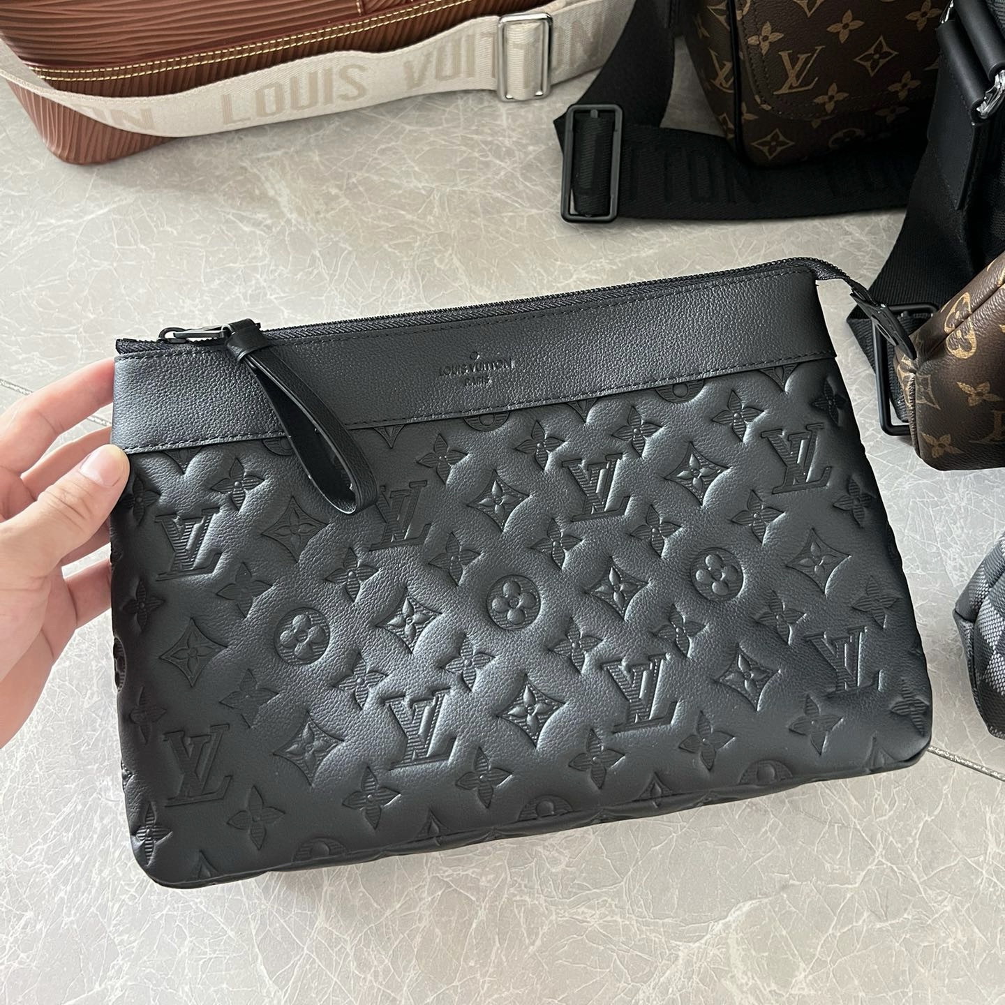 Louis Vuitton Pouch – BHPH1051