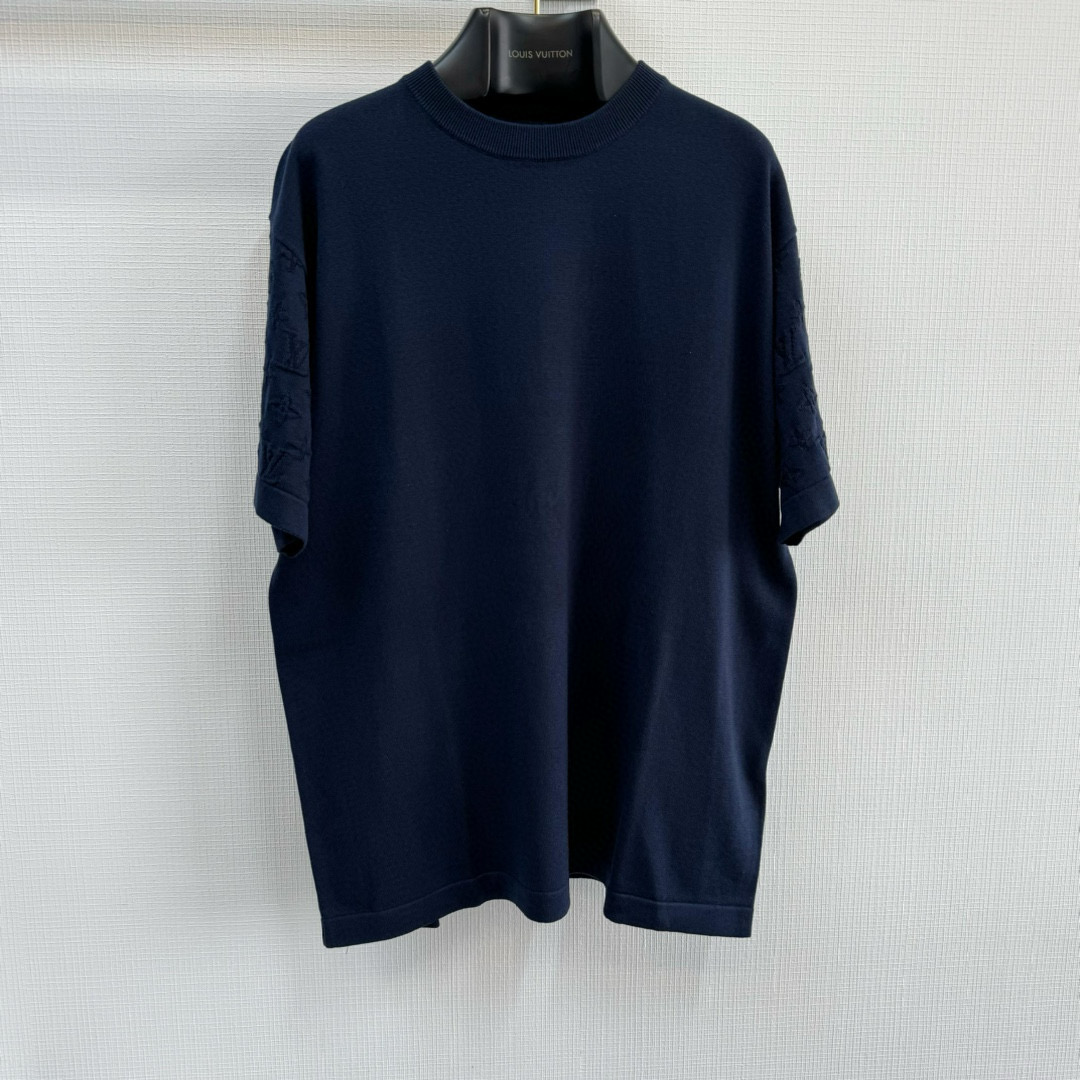 Louis Vuitton T-Shirt – TSHP2372