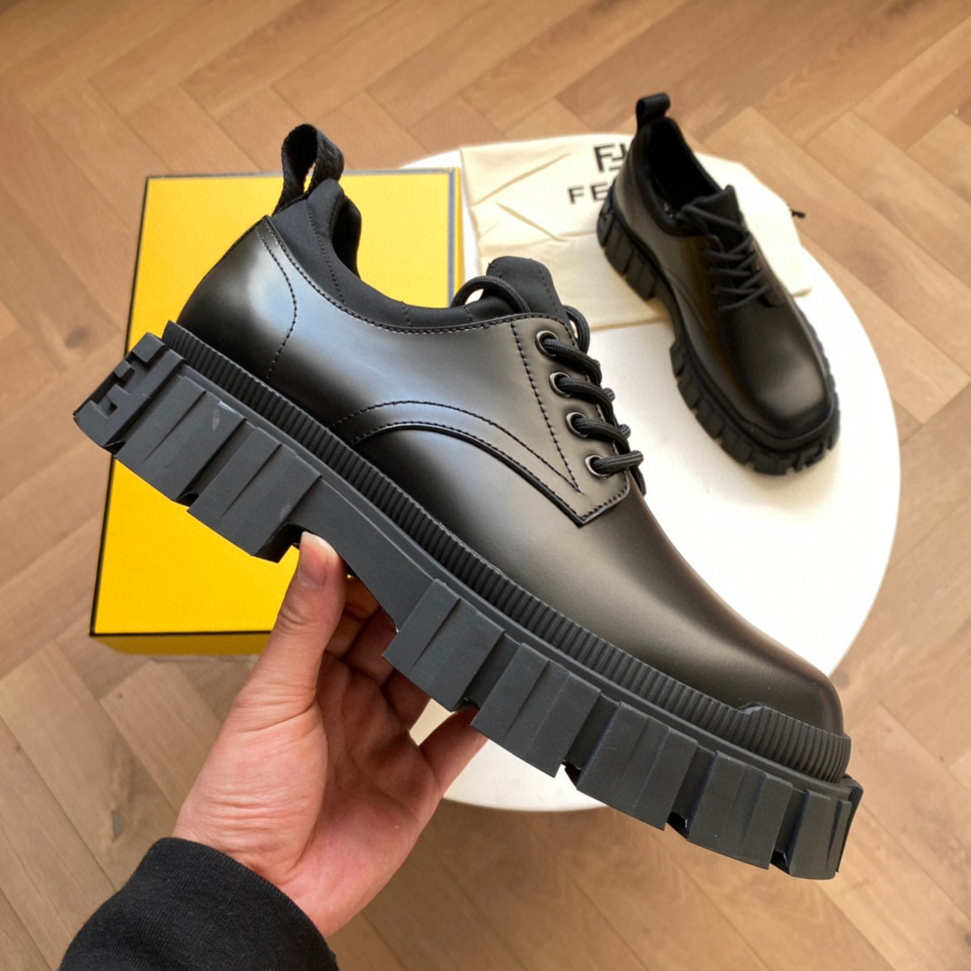 Fendi Sneaker – FEND1055