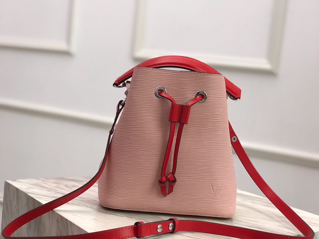 Louis Vuitton Shoulder Bag – LVSH1084