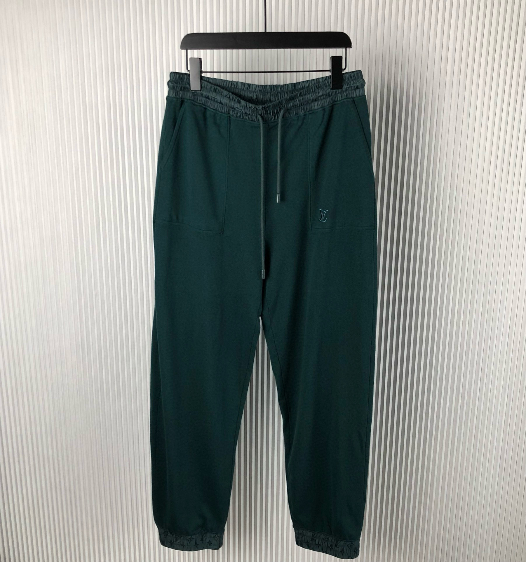 Louis Vuitton Pant – JEPA1227