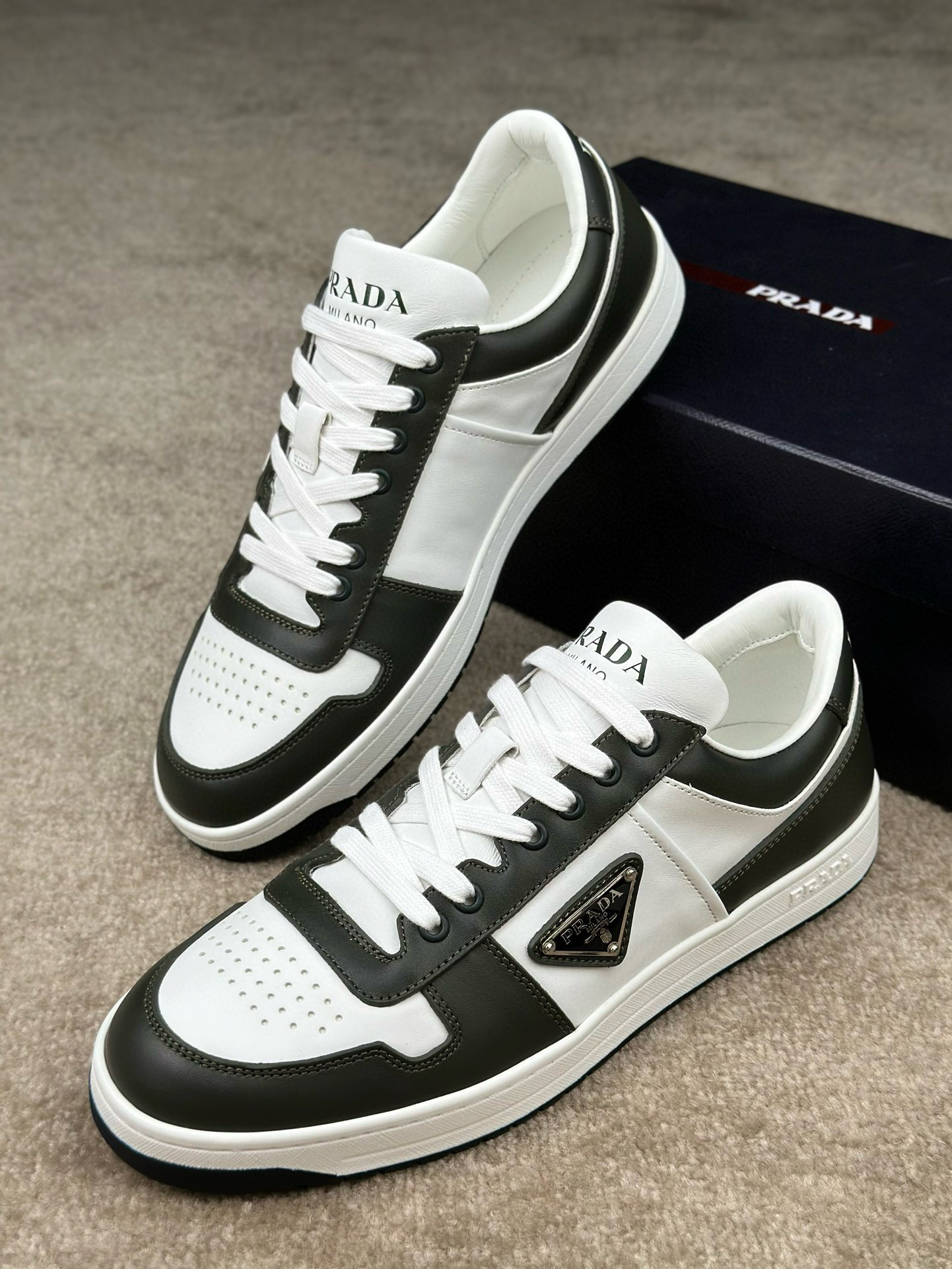 Prada Sneaker – PRDA1129