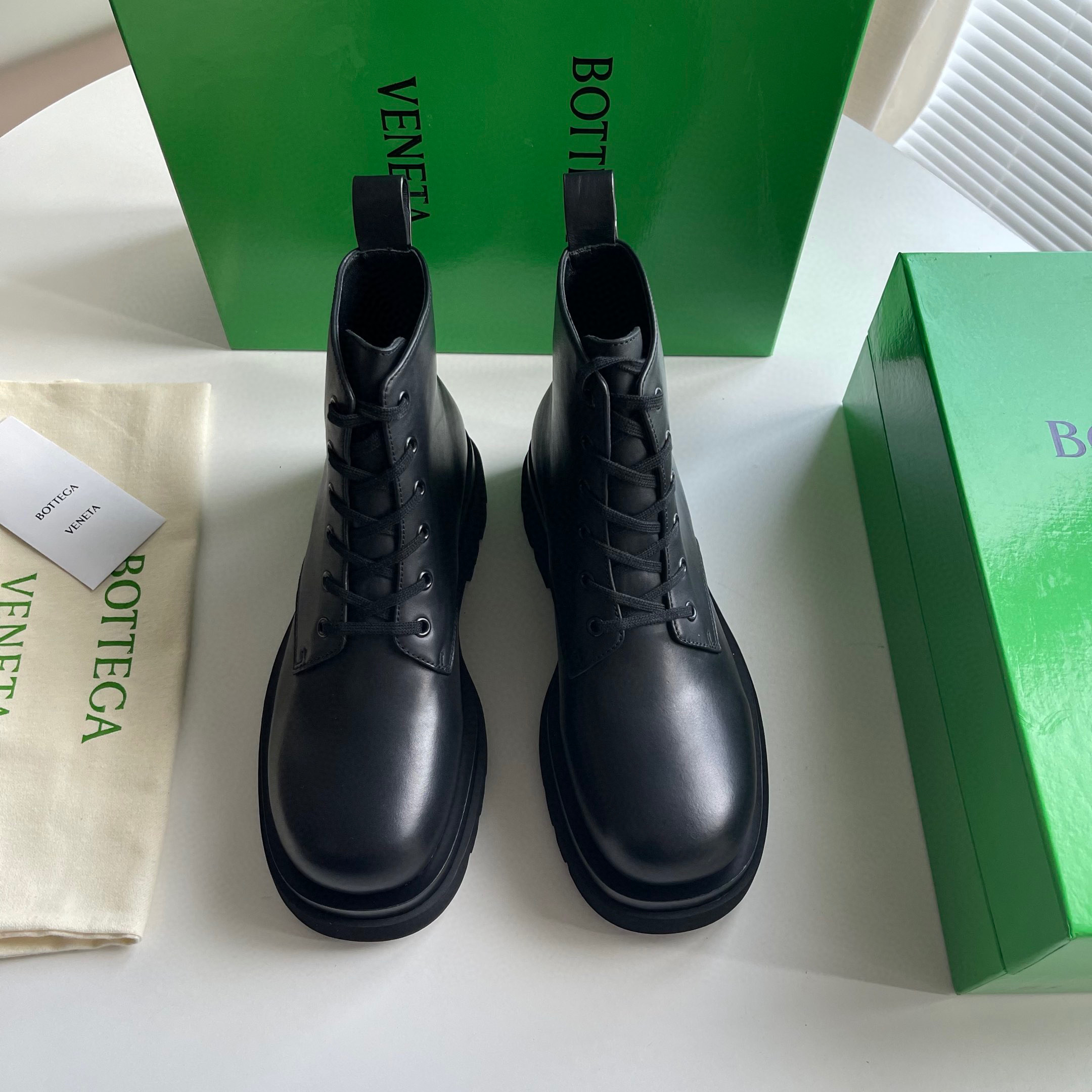 Bottega Veneta Boots – BTVN1004