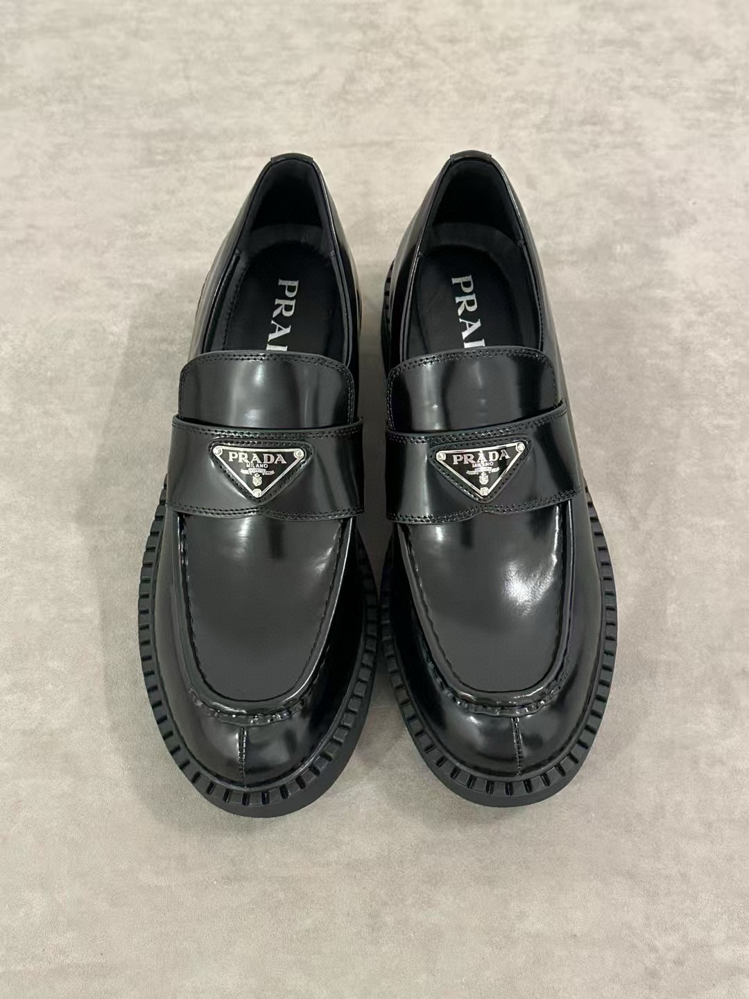 Prada Loafer – PRDA1152