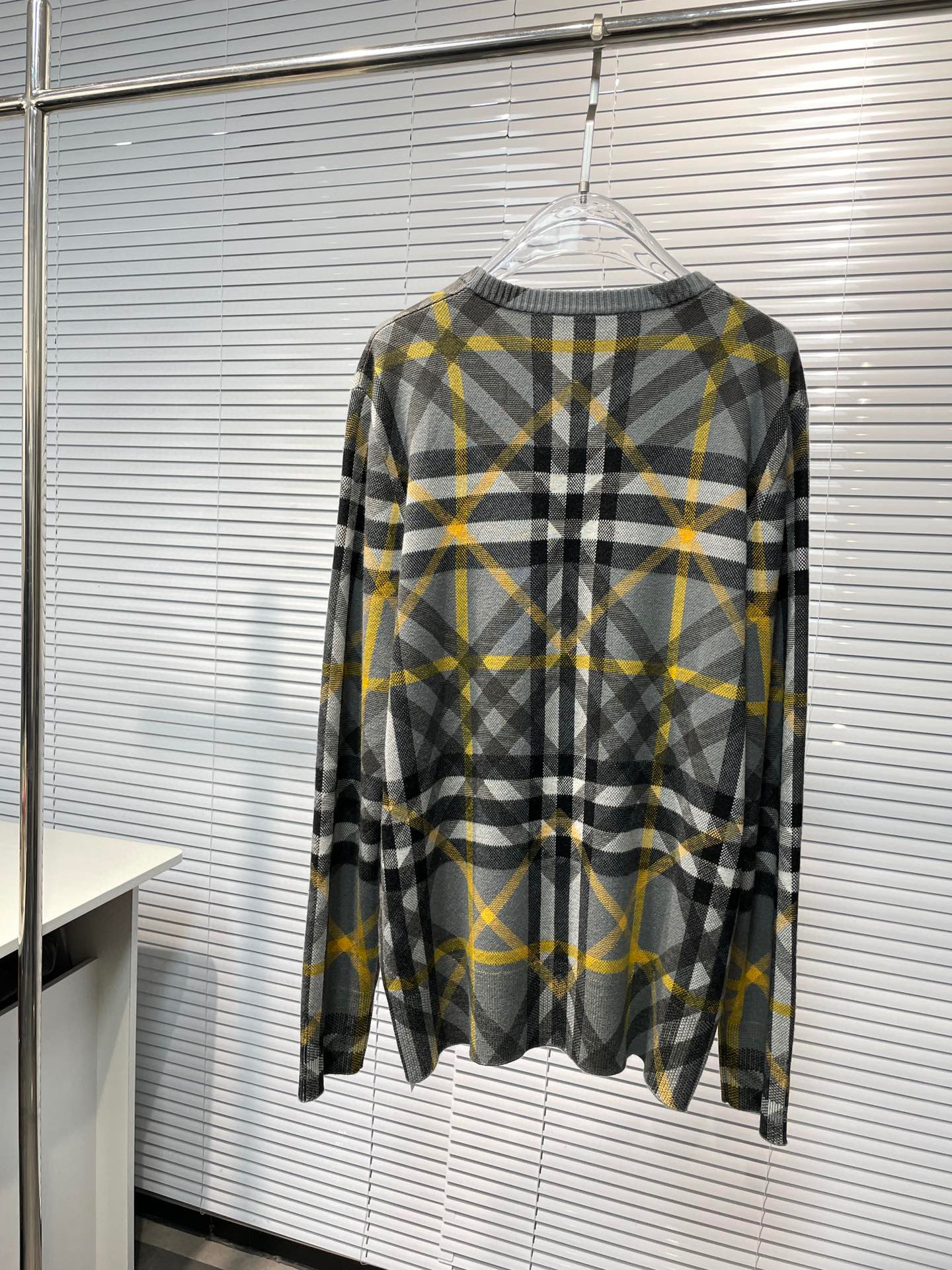 Burberry Sweater – SWHO2102