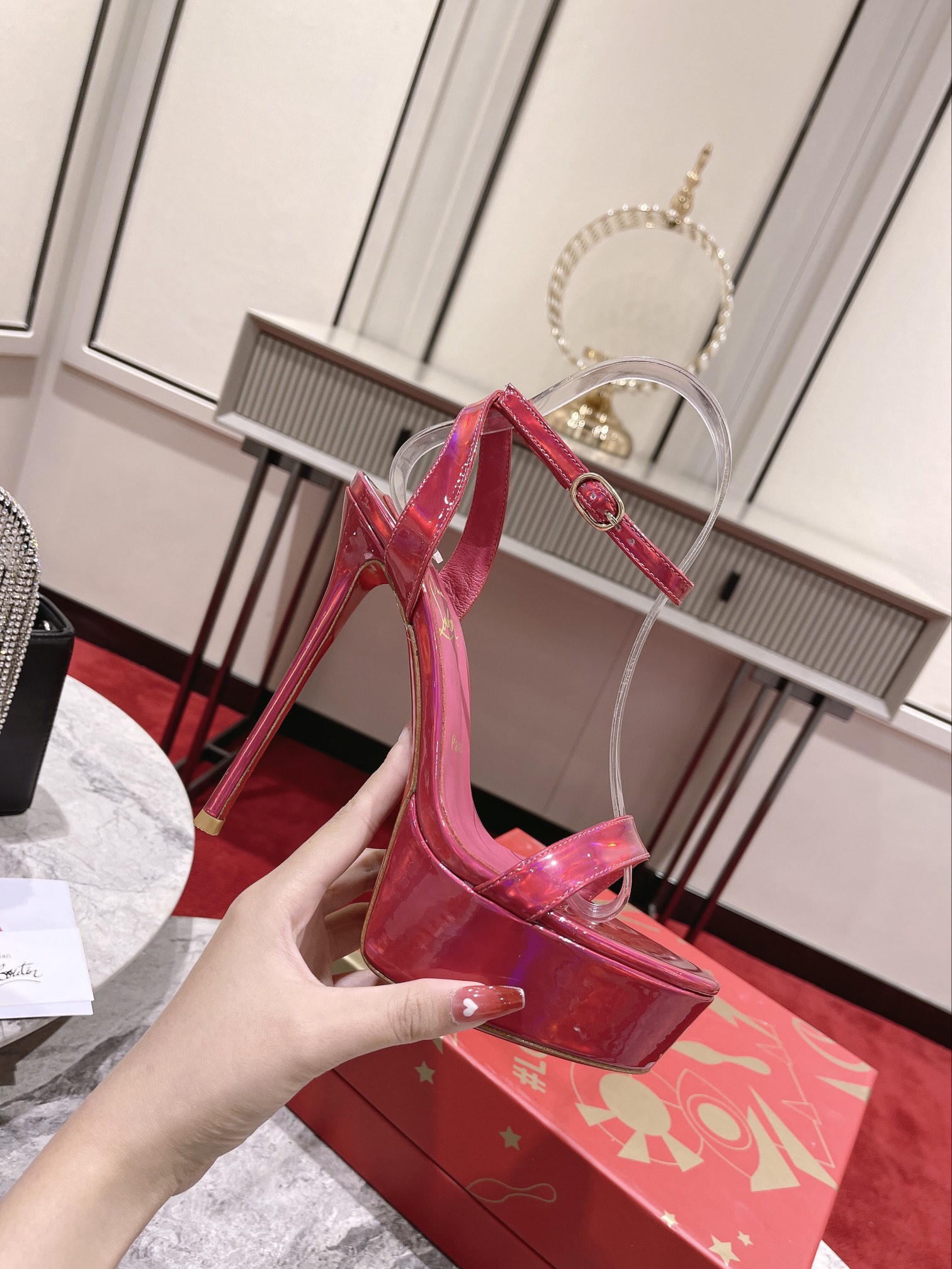 Christian Louboutin Pumps – CLWO1001