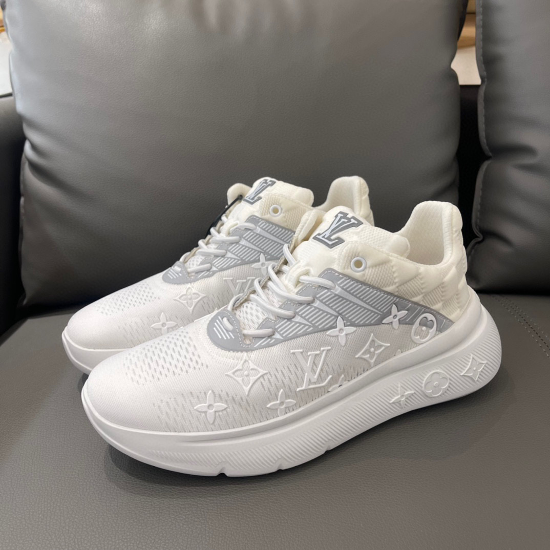 Louis Vuitton Sneaker – LSVT1203