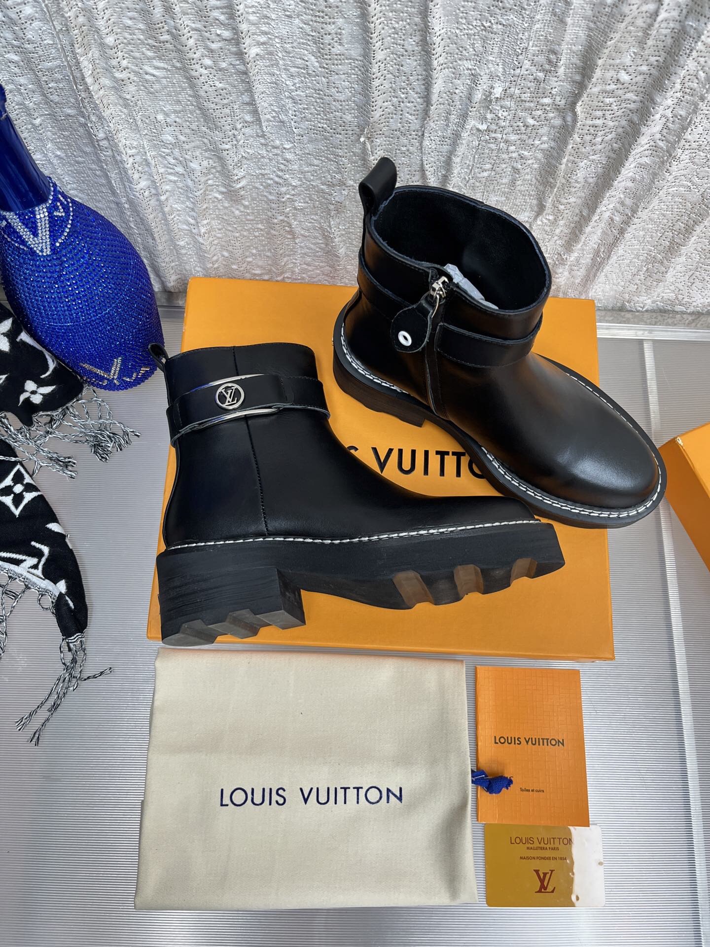 Louis Vuitton Boots – WOLV1027