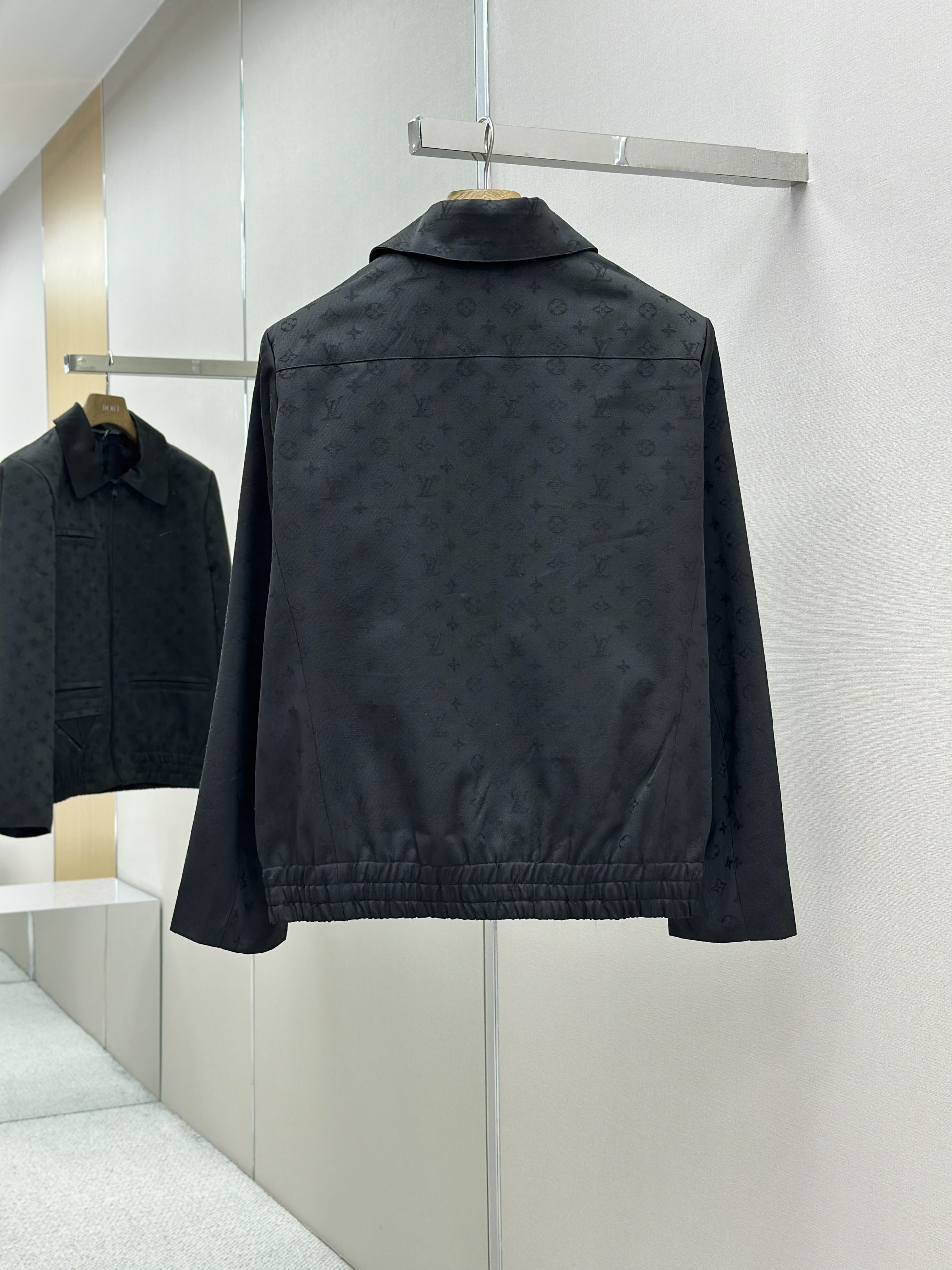 Louis Vuitton Jacket – CJKT1827