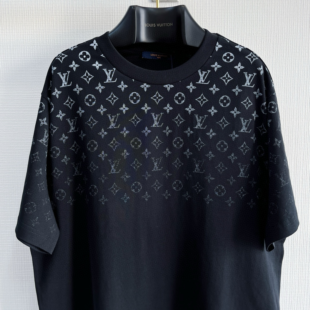 Louis Vuitton T-Shirt – TSHP3279