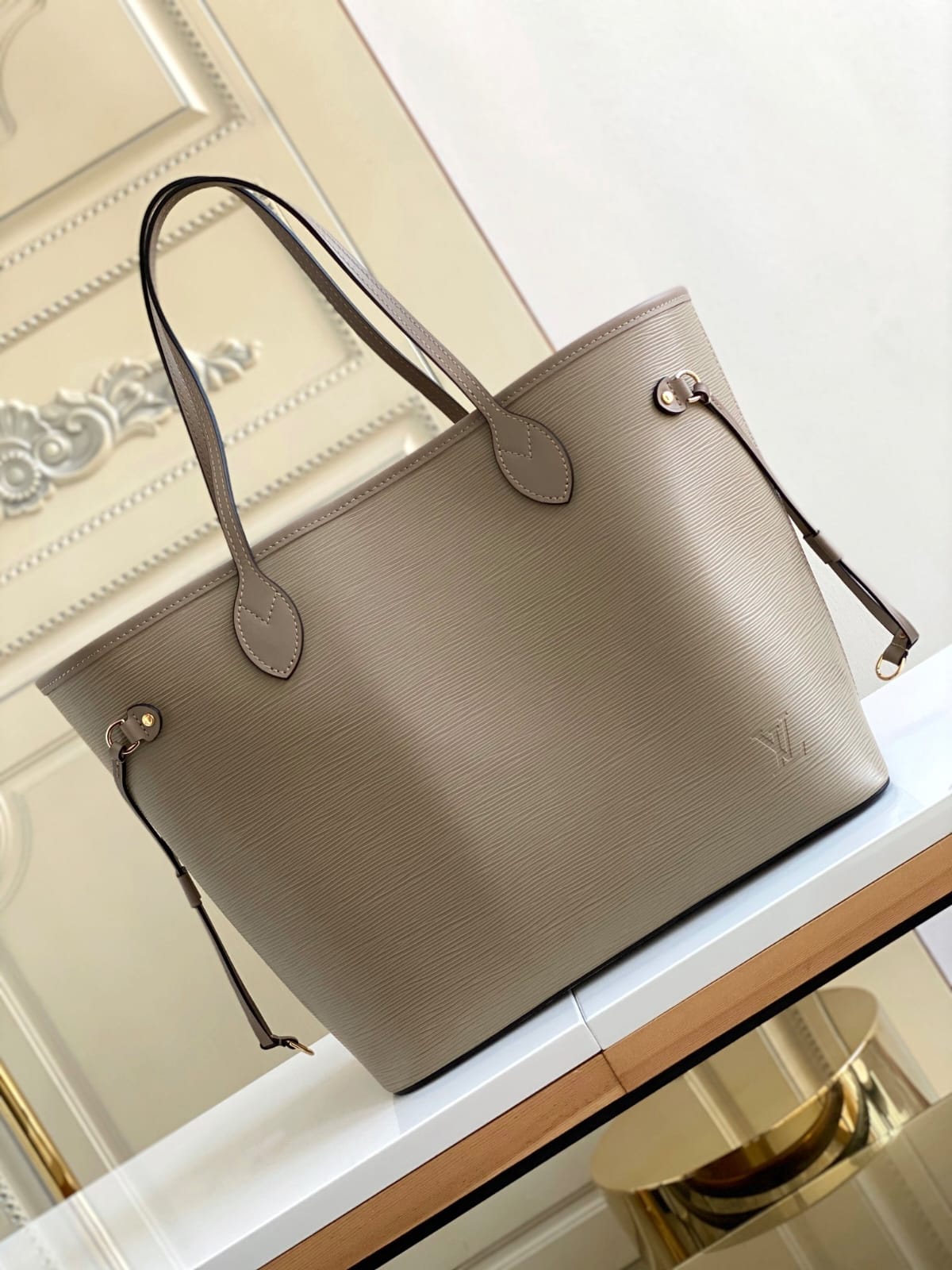 Louis Vuitton Tote Bag – LVTB1024