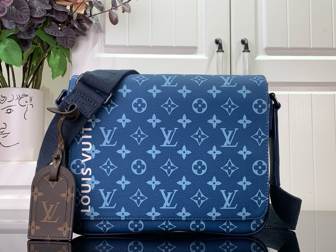 Louis Vuitton Bag – BBMC1056