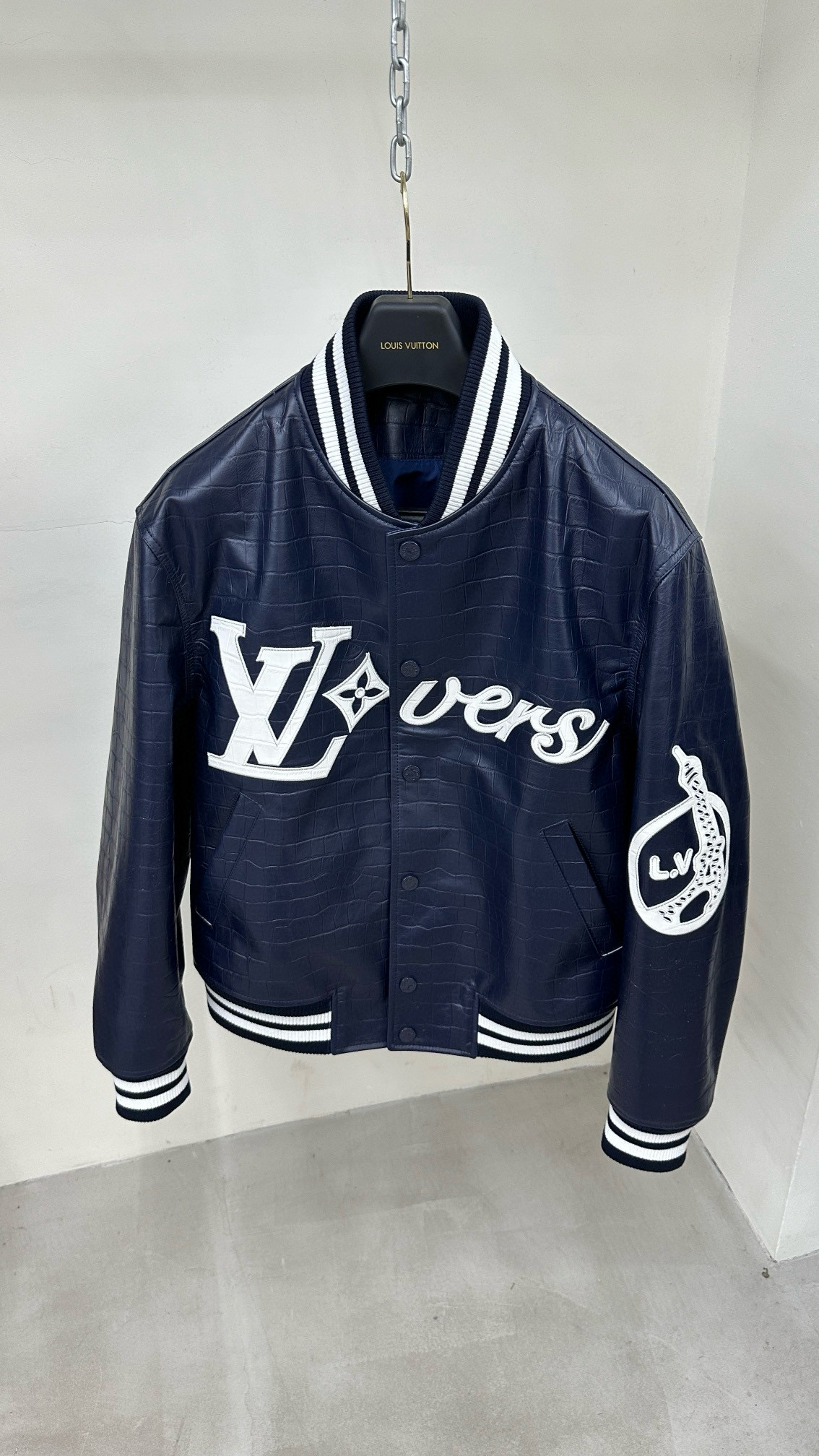 Louis Vuitton Jacket – CJKT1606