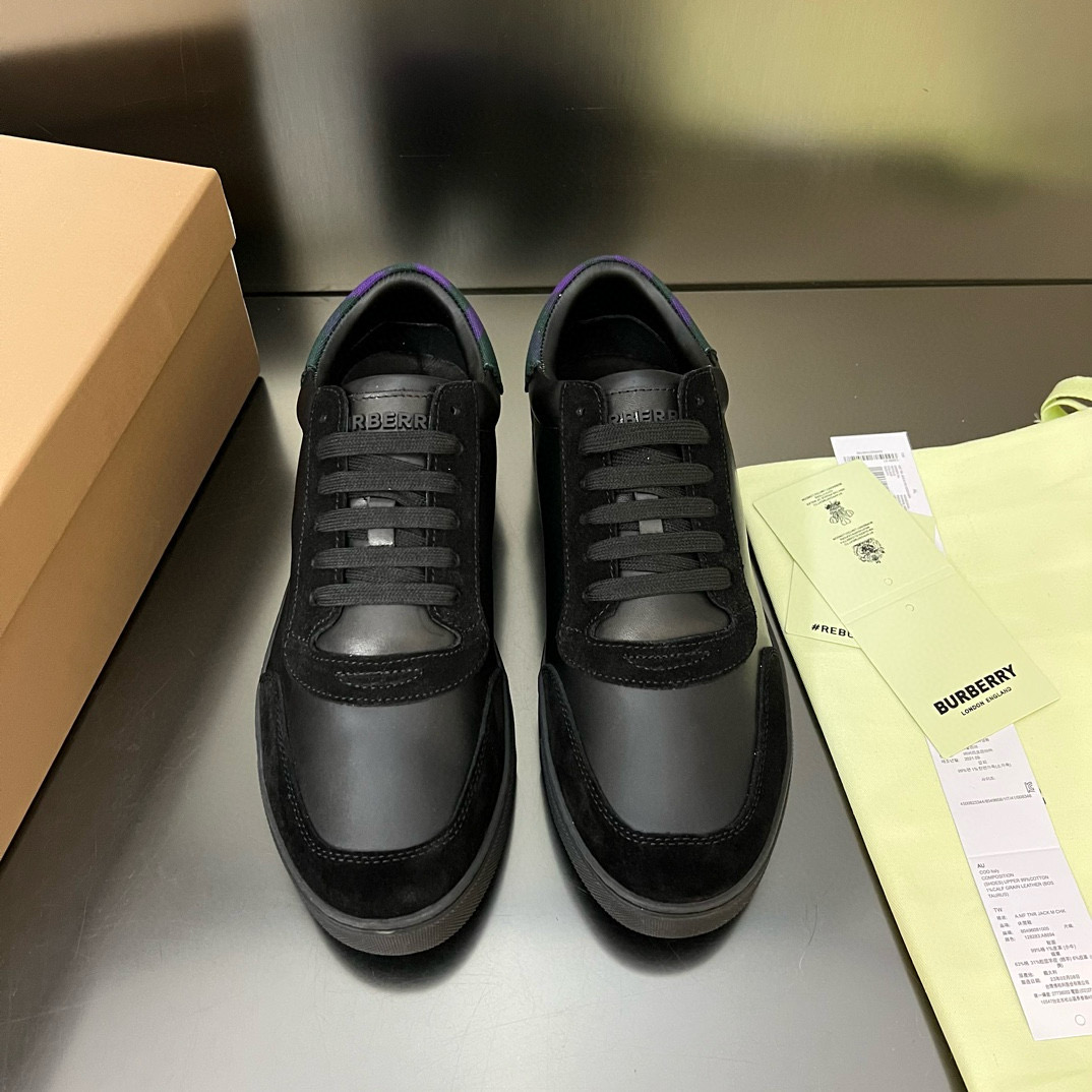 Burberry Sneaker – BBRY1036