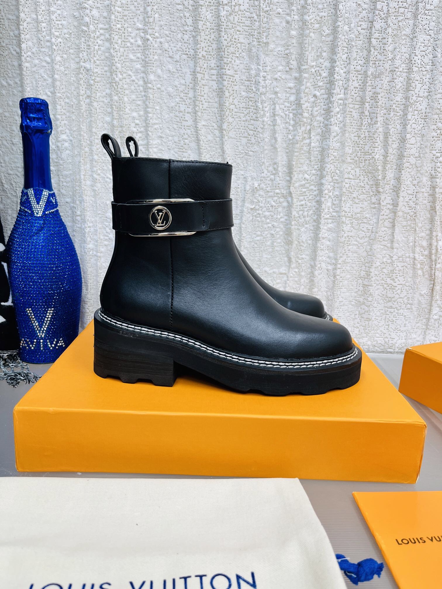 Louis Vuitton Boots – WOLV1027