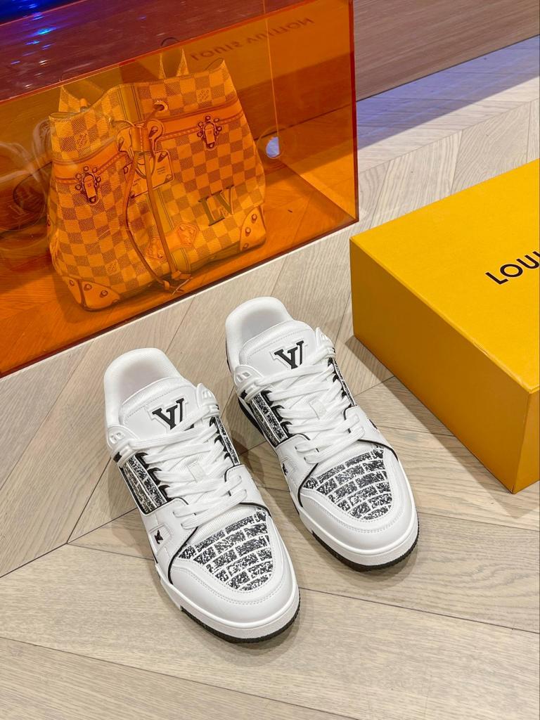 Louis Vuitton Sneaker – LSVT1271
