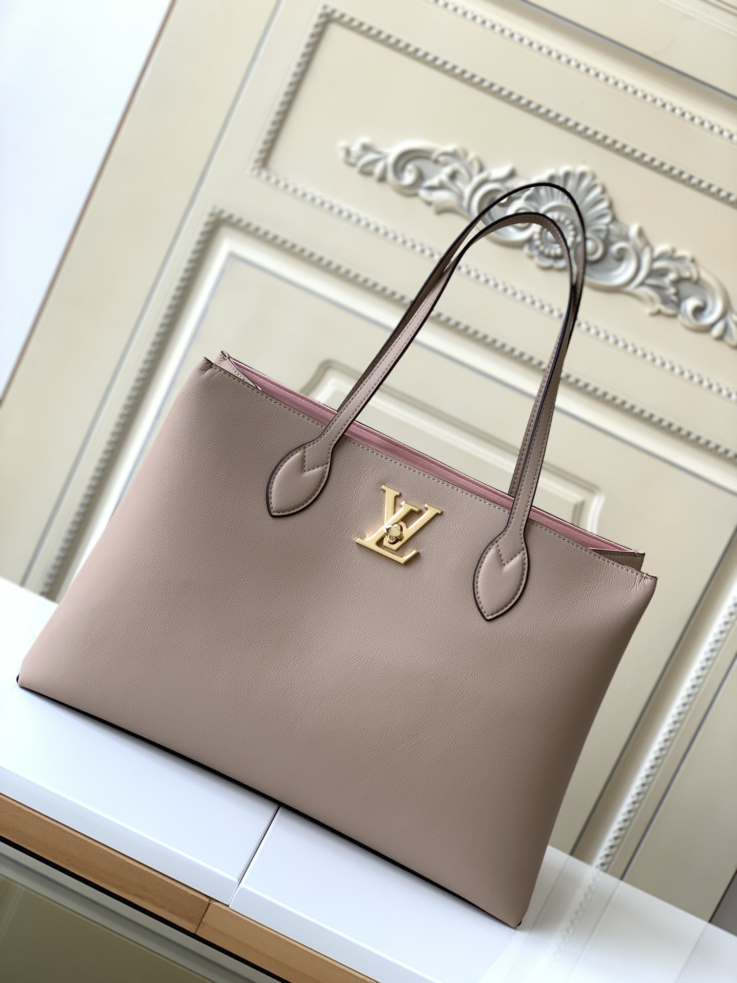 Louis Vuitton Tote Bag – LVTB1073