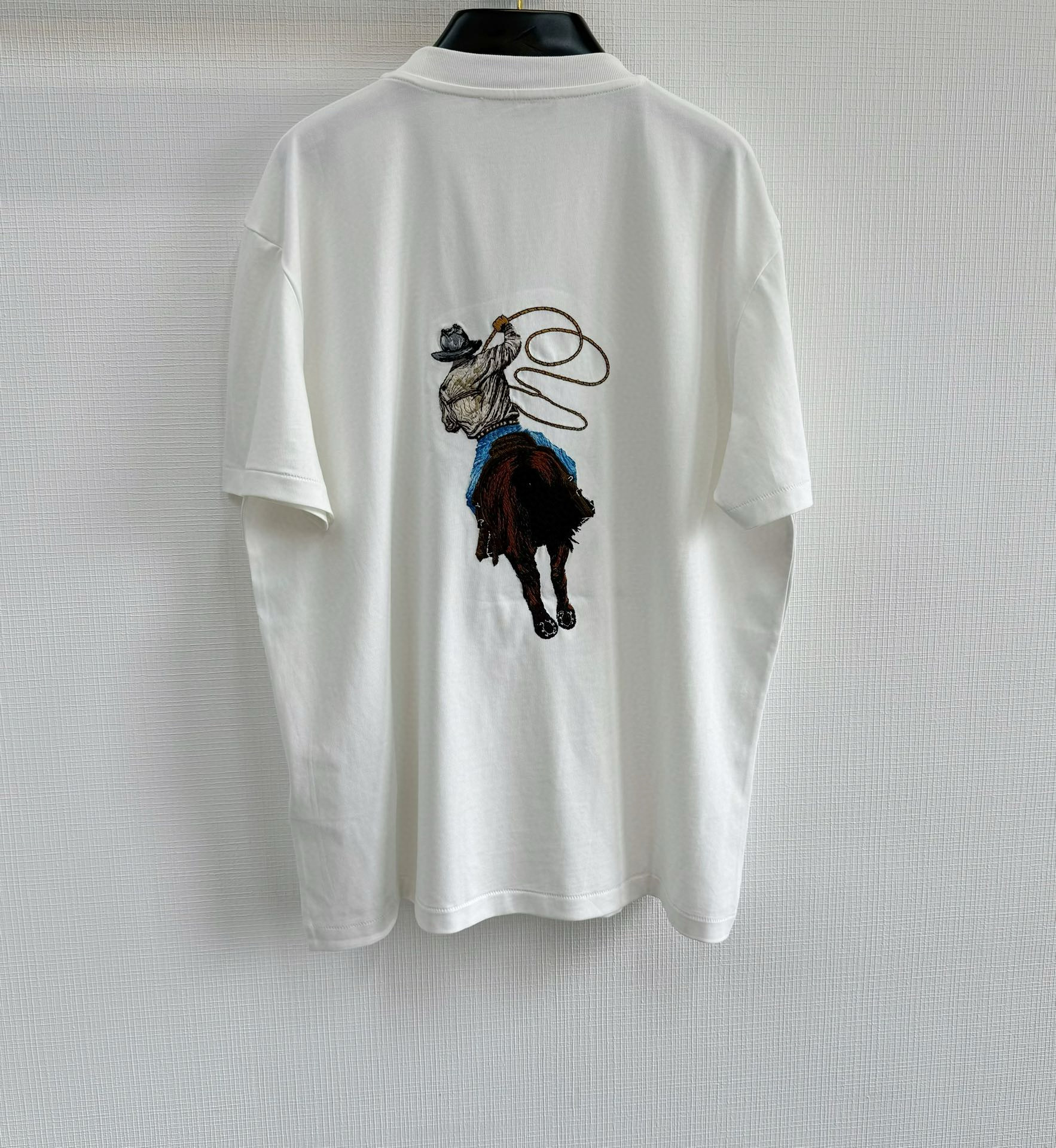 Louis Vuitton T-Shirt – TSHP2908