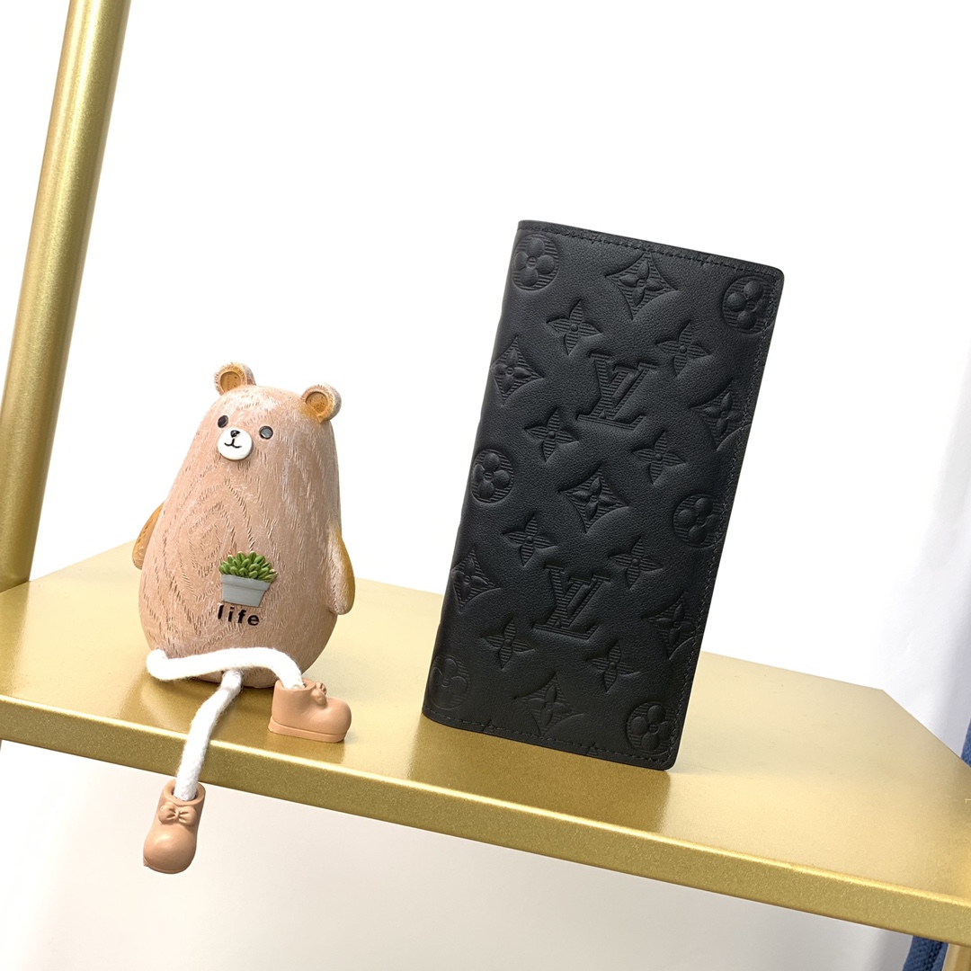 Louis Vuitton Wallet – MWLT1026