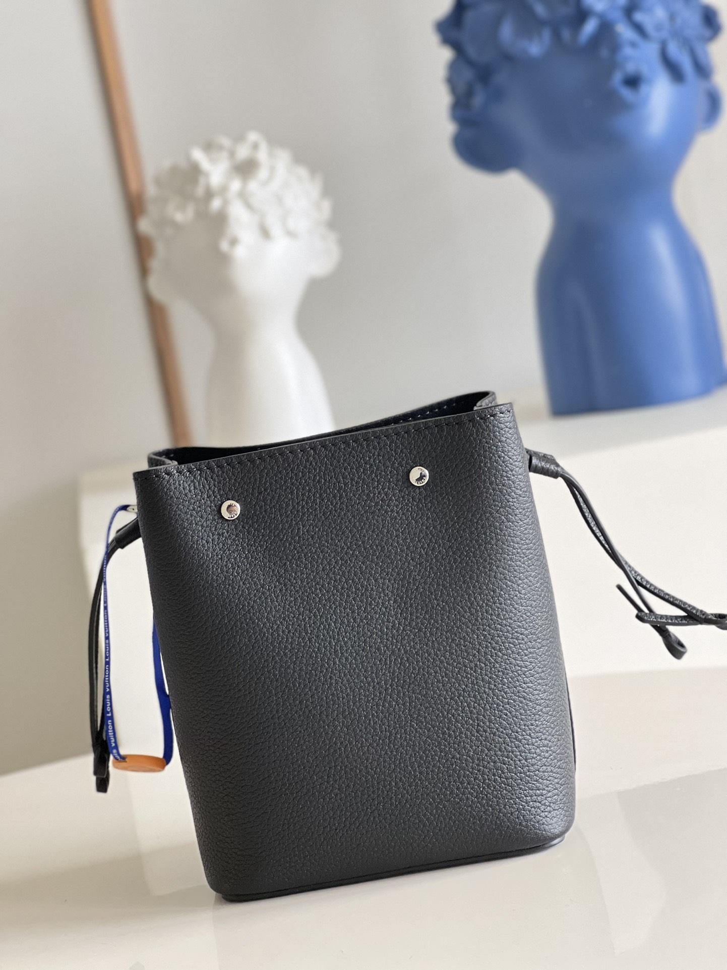 Louis Vuitton Shoulder Bag – LVSH1033