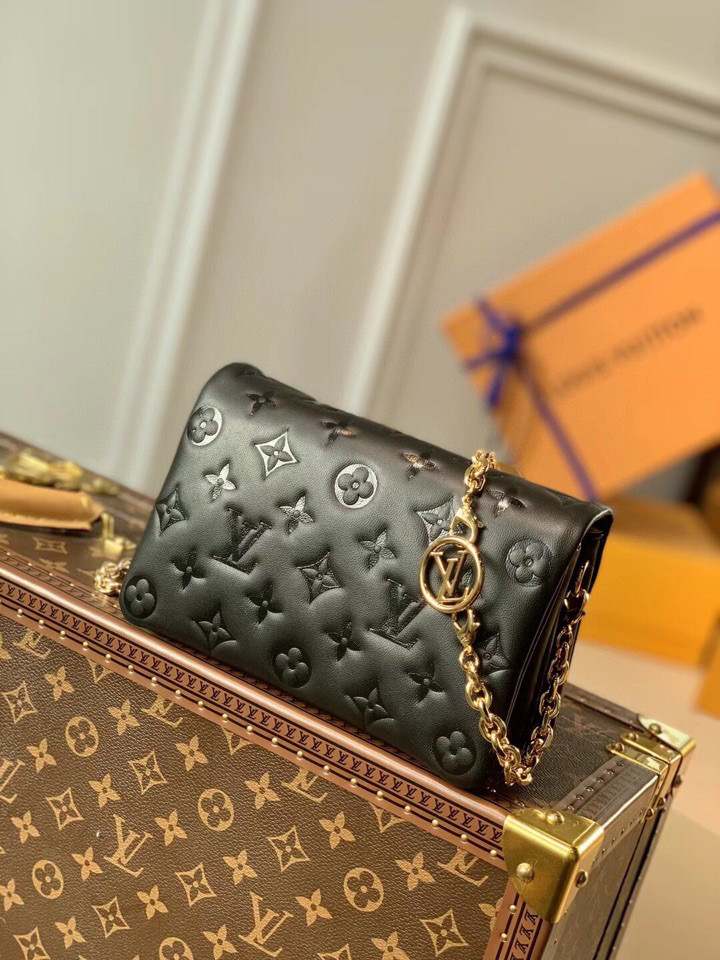 Louis Vuitton Backpacks – LVPC1009