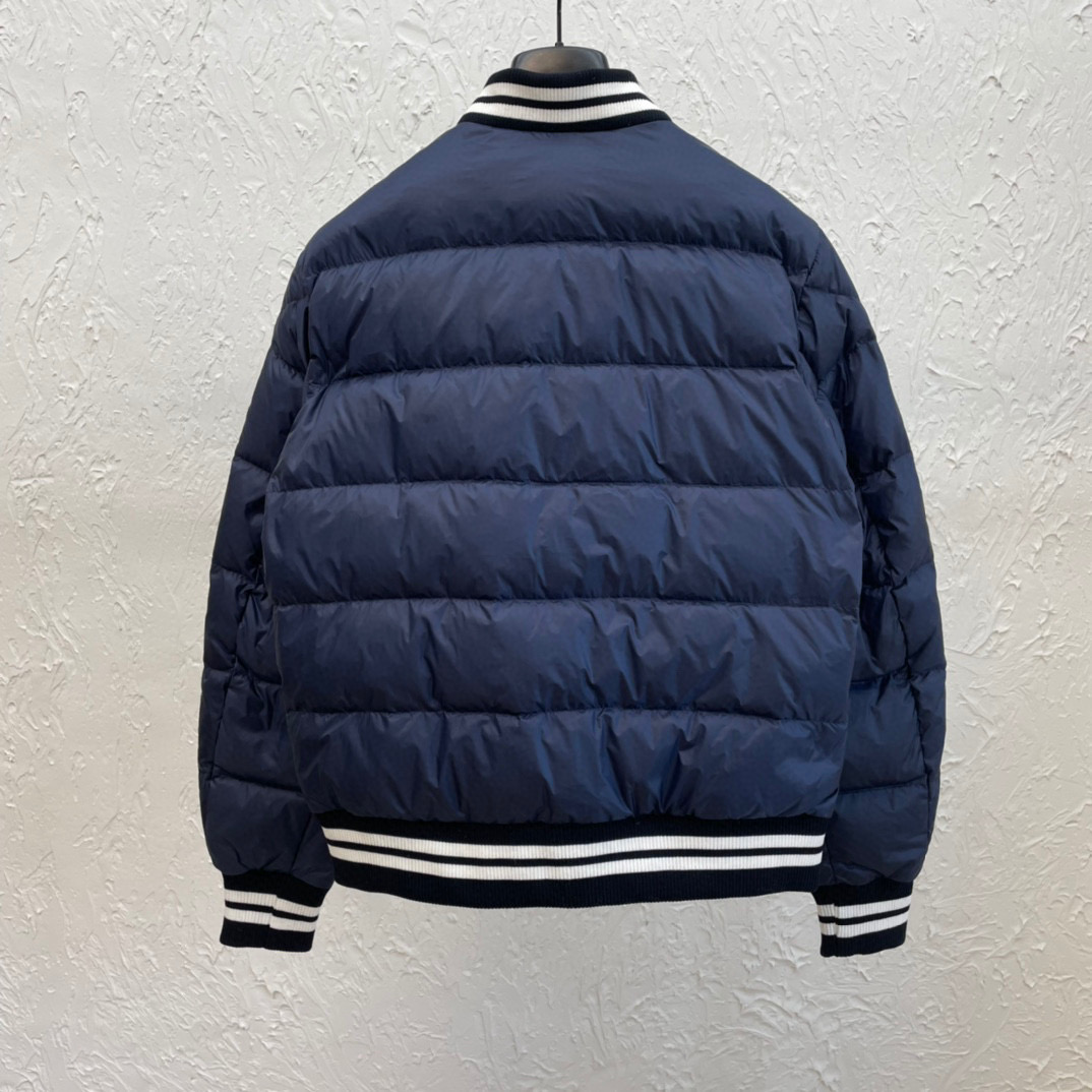 Moncler Jacket – CJKT1053