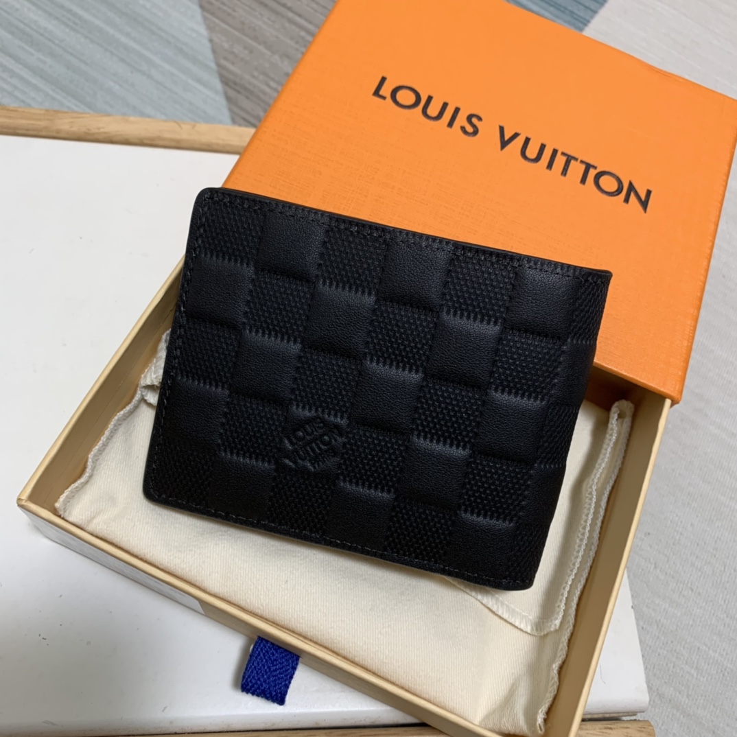 Louis Vuitton Wallet – MWLT1042