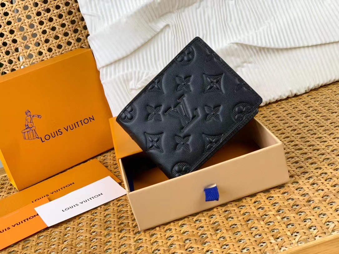 Louis Vuitton Wallet – MWLT1213
