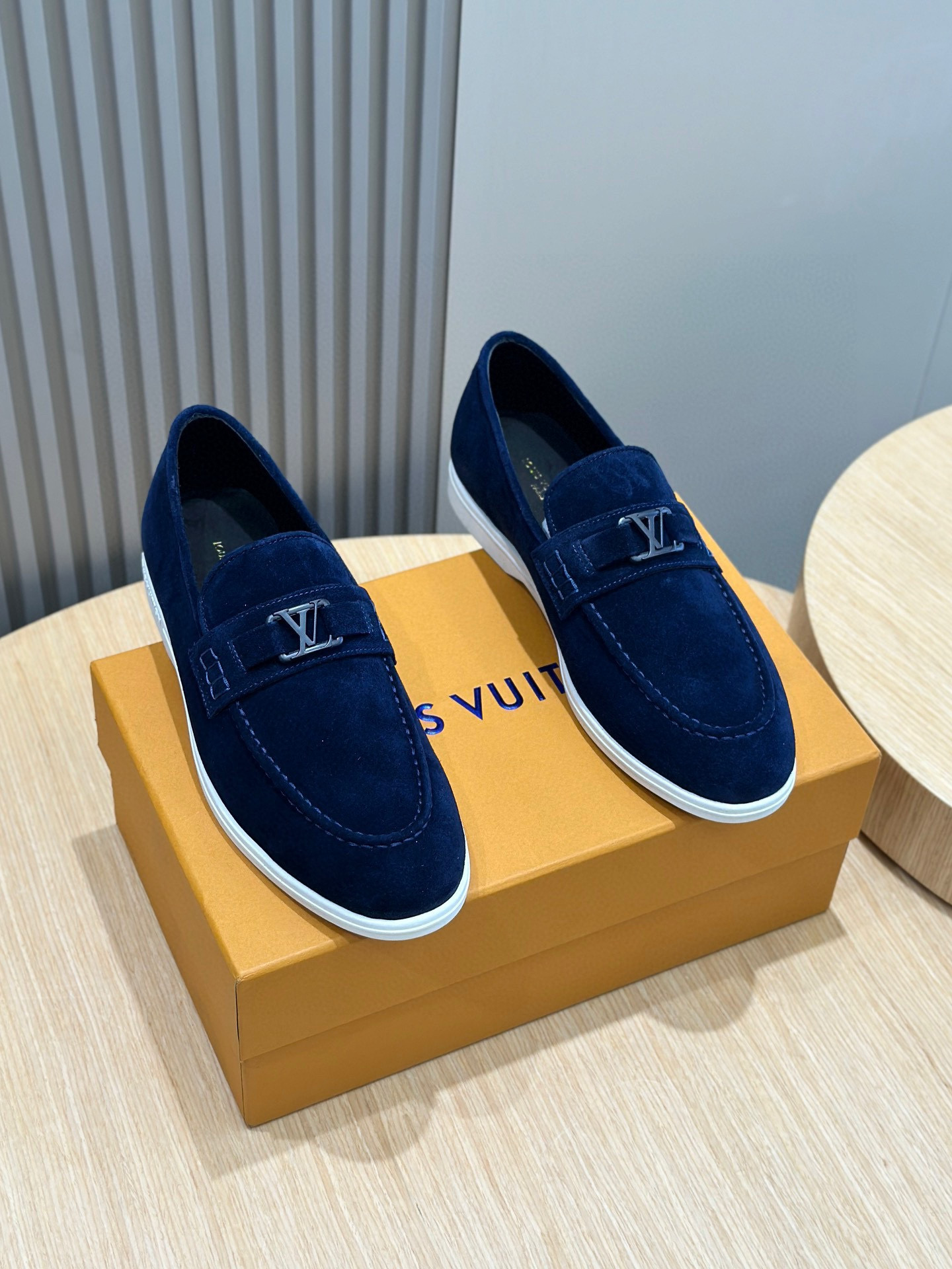 Louis Vuitton Loafer – LSVT1468