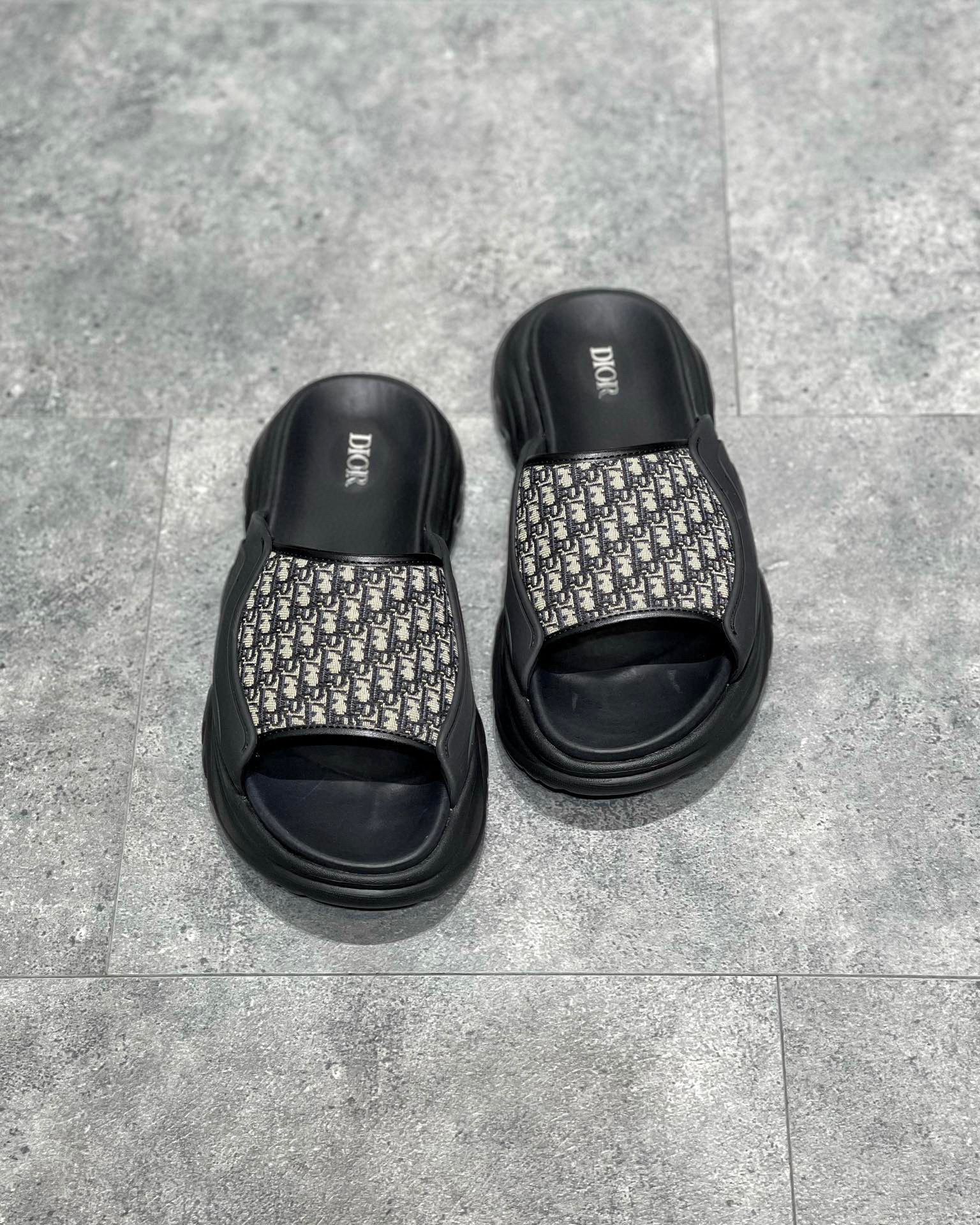 Dior Slipper – SLPR1144