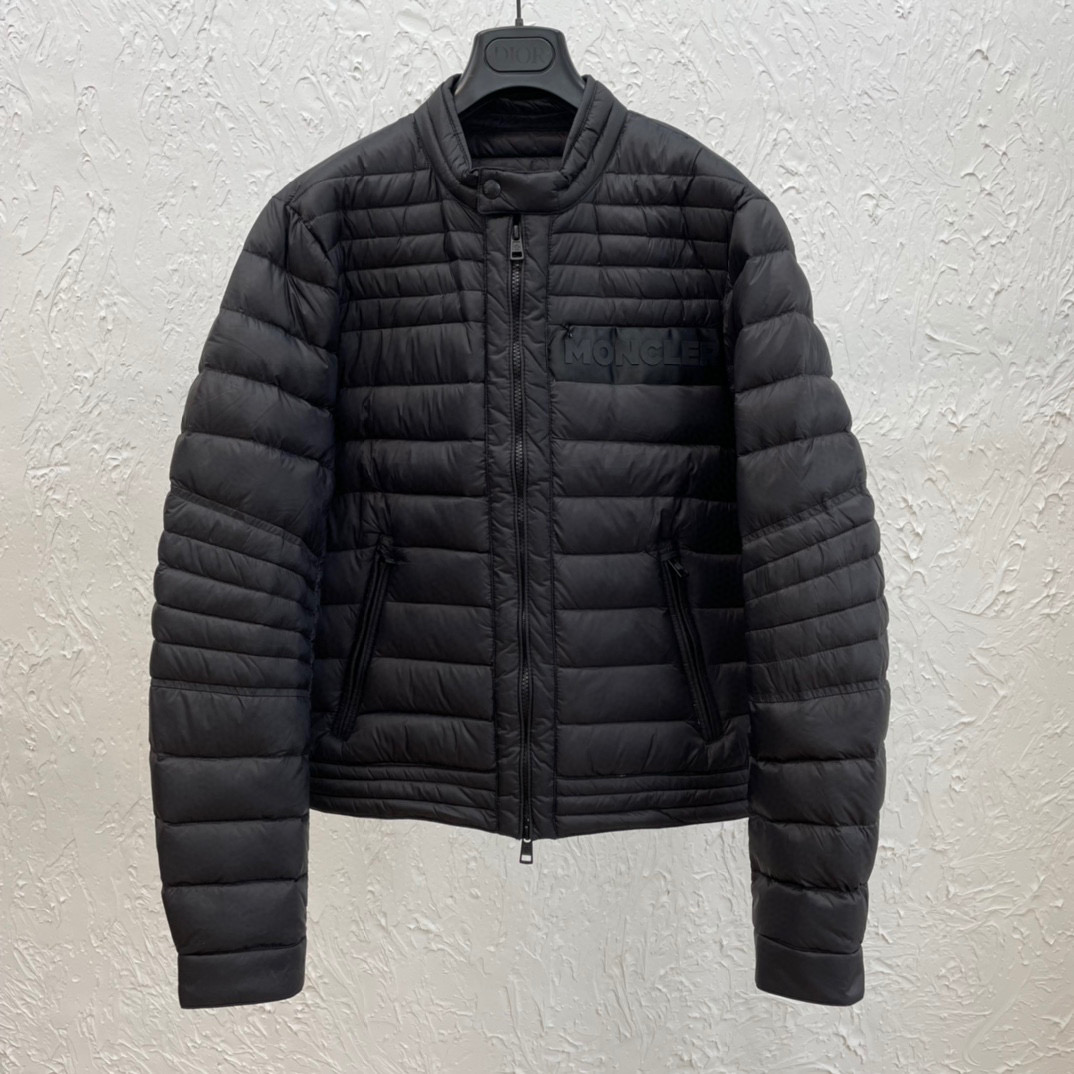 Moncler Jacket – CJKT1037