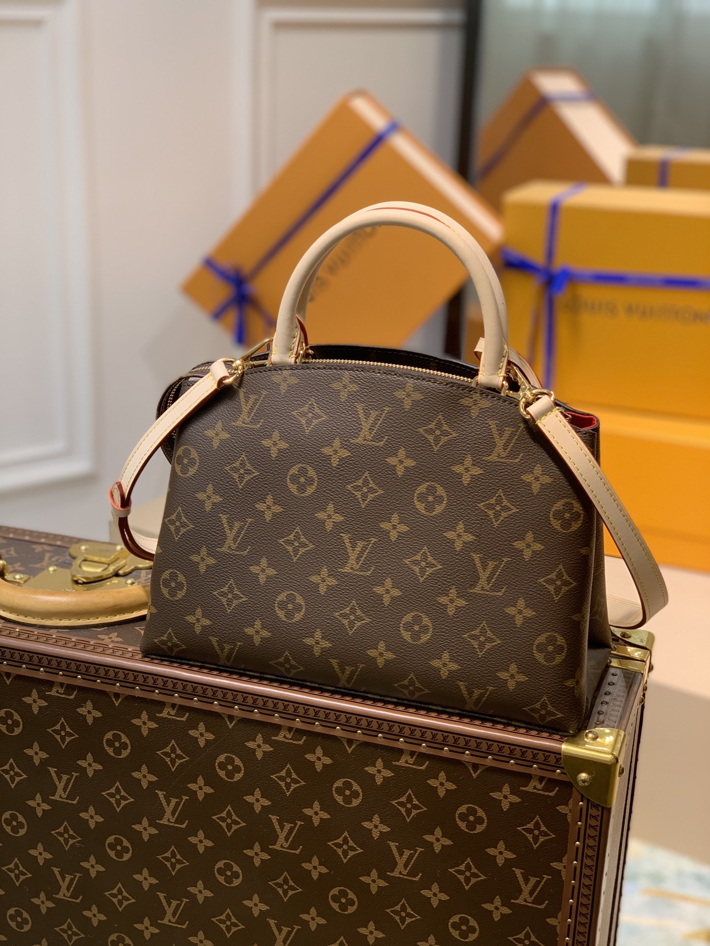 Louis Vuitton Tote Bag – LVTB1061