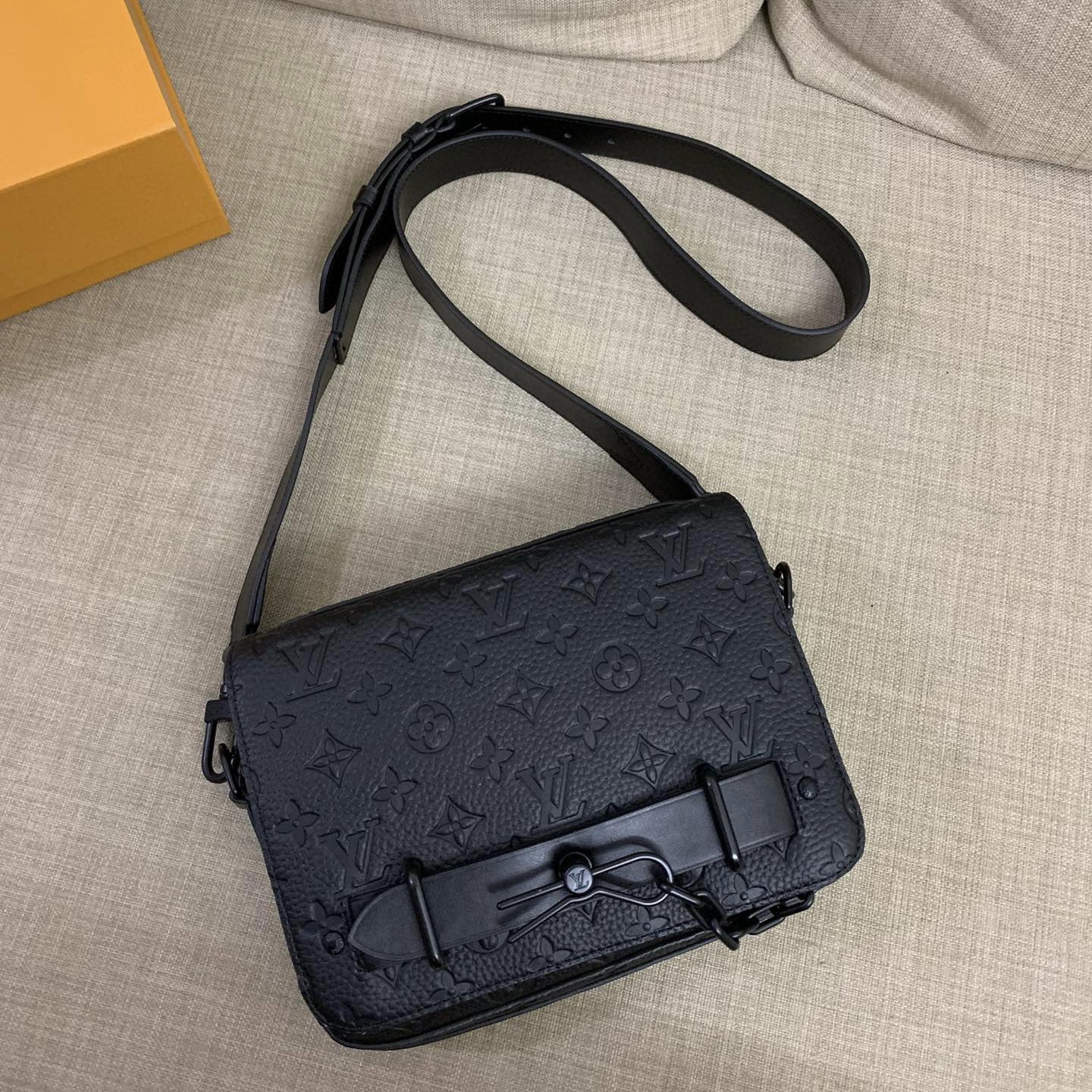 Louis Vuitton Bag – BBMC1027