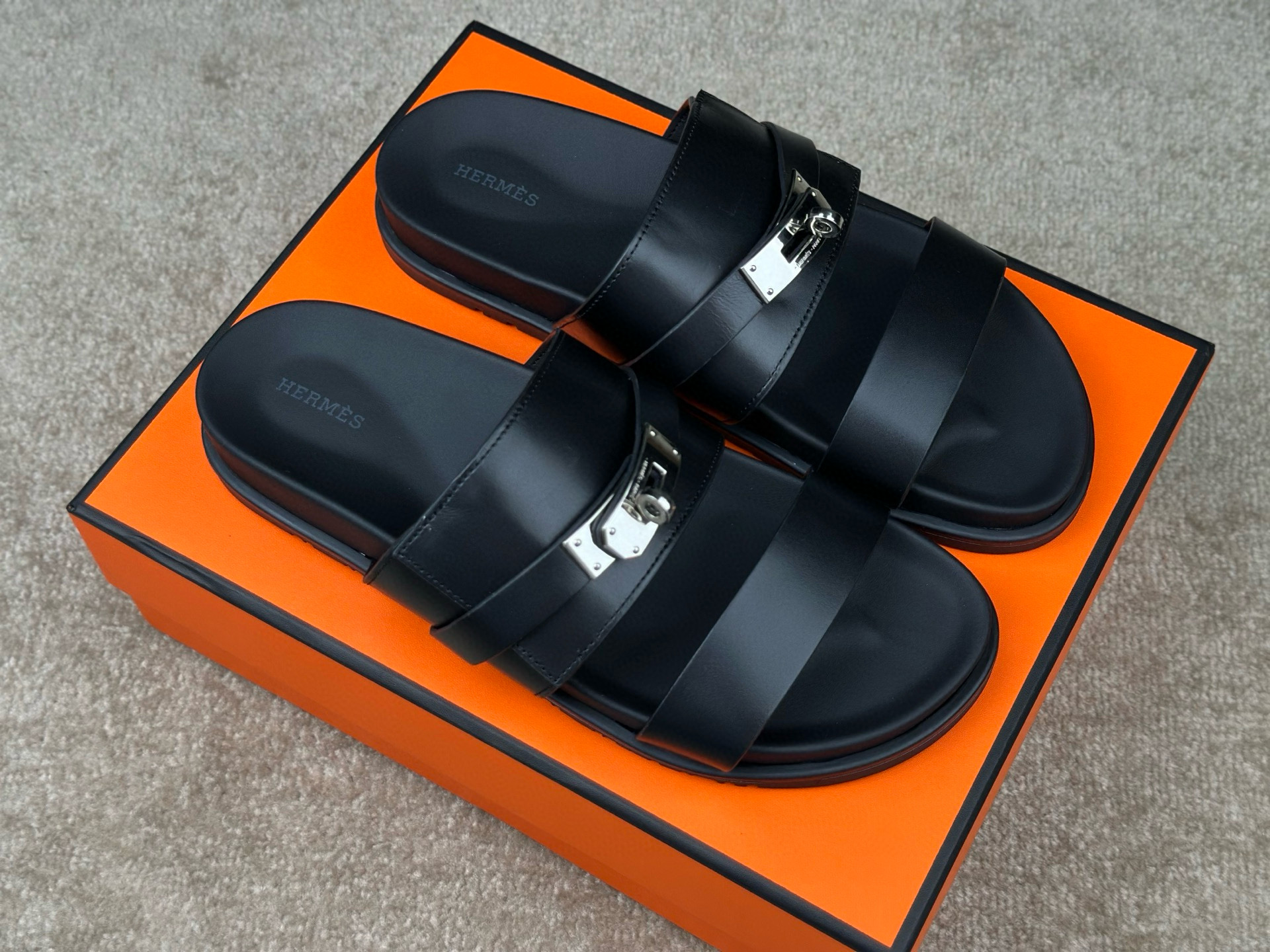 Hermes Slipper – SLPR1198